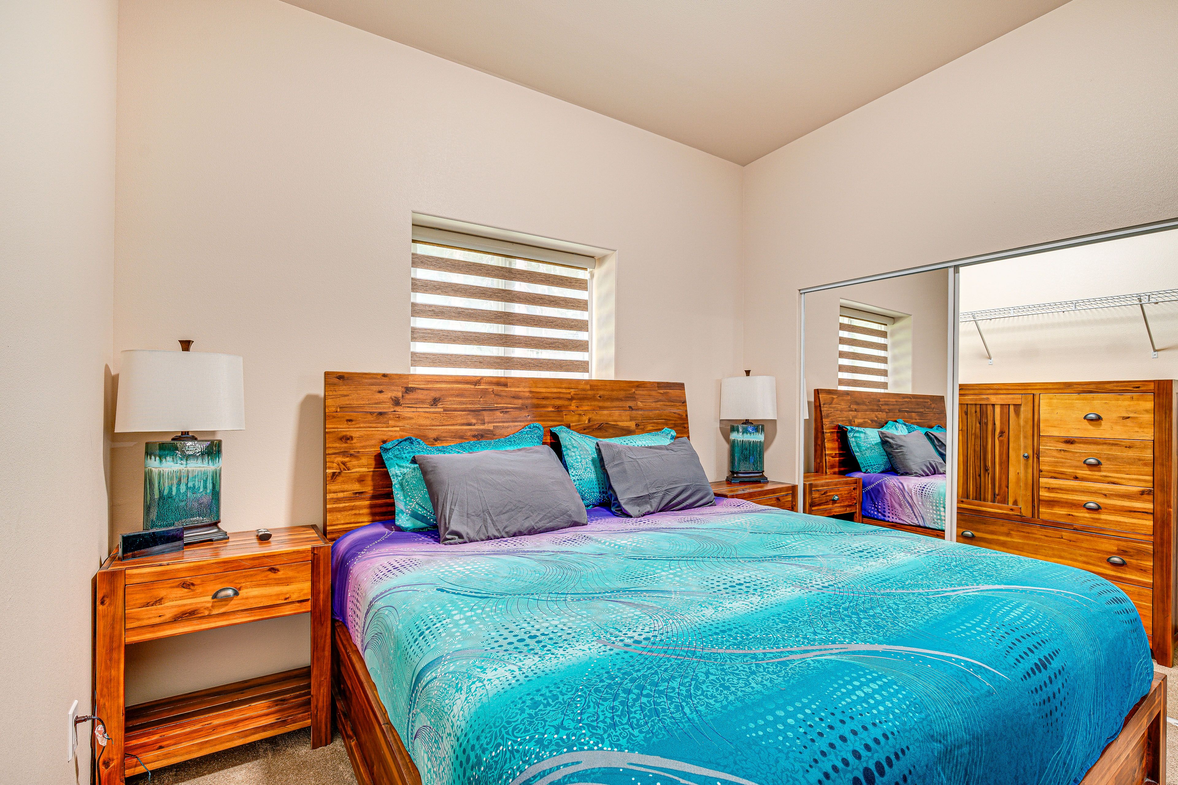 Bedroom 1 | King Bed | Linens Provided | Smart TV