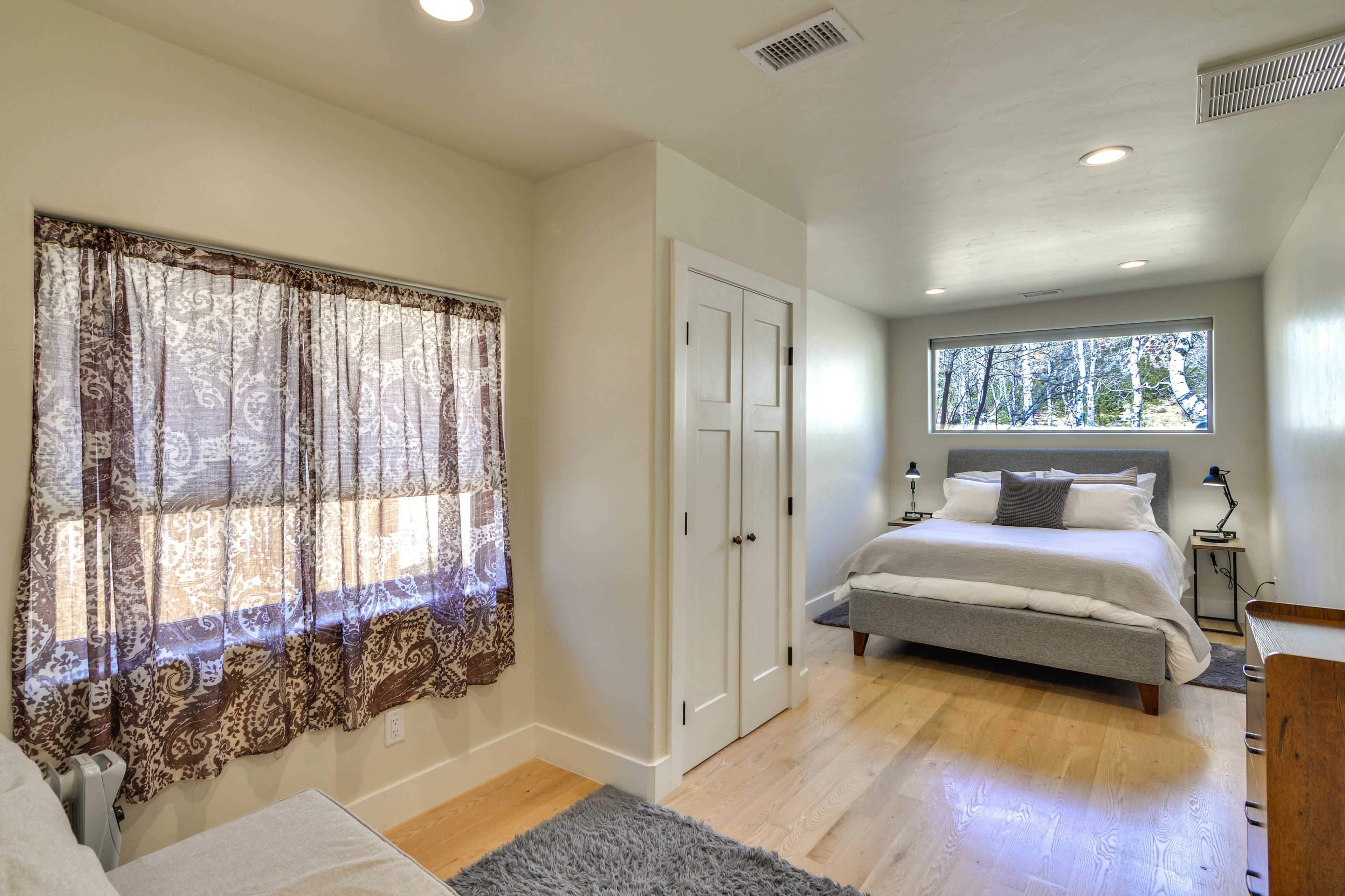 Bedroom 2 | Main Level | Queen Bed