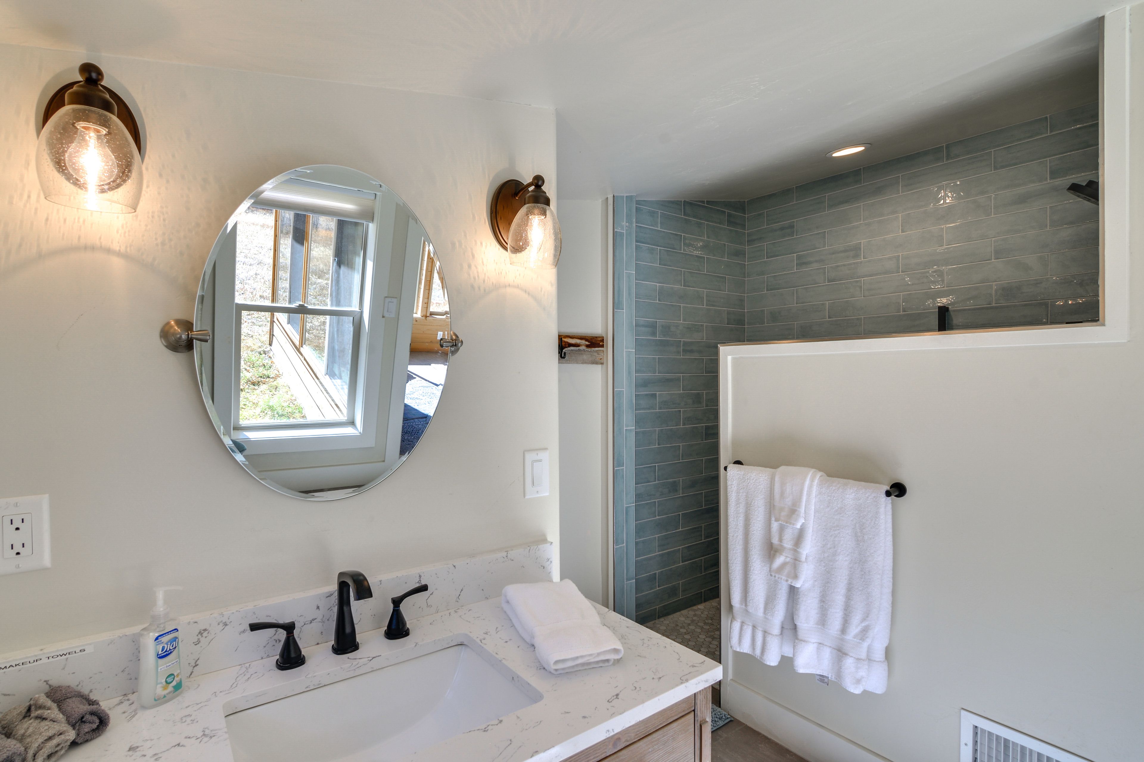 En-Suite Bathroom | Sunken Level