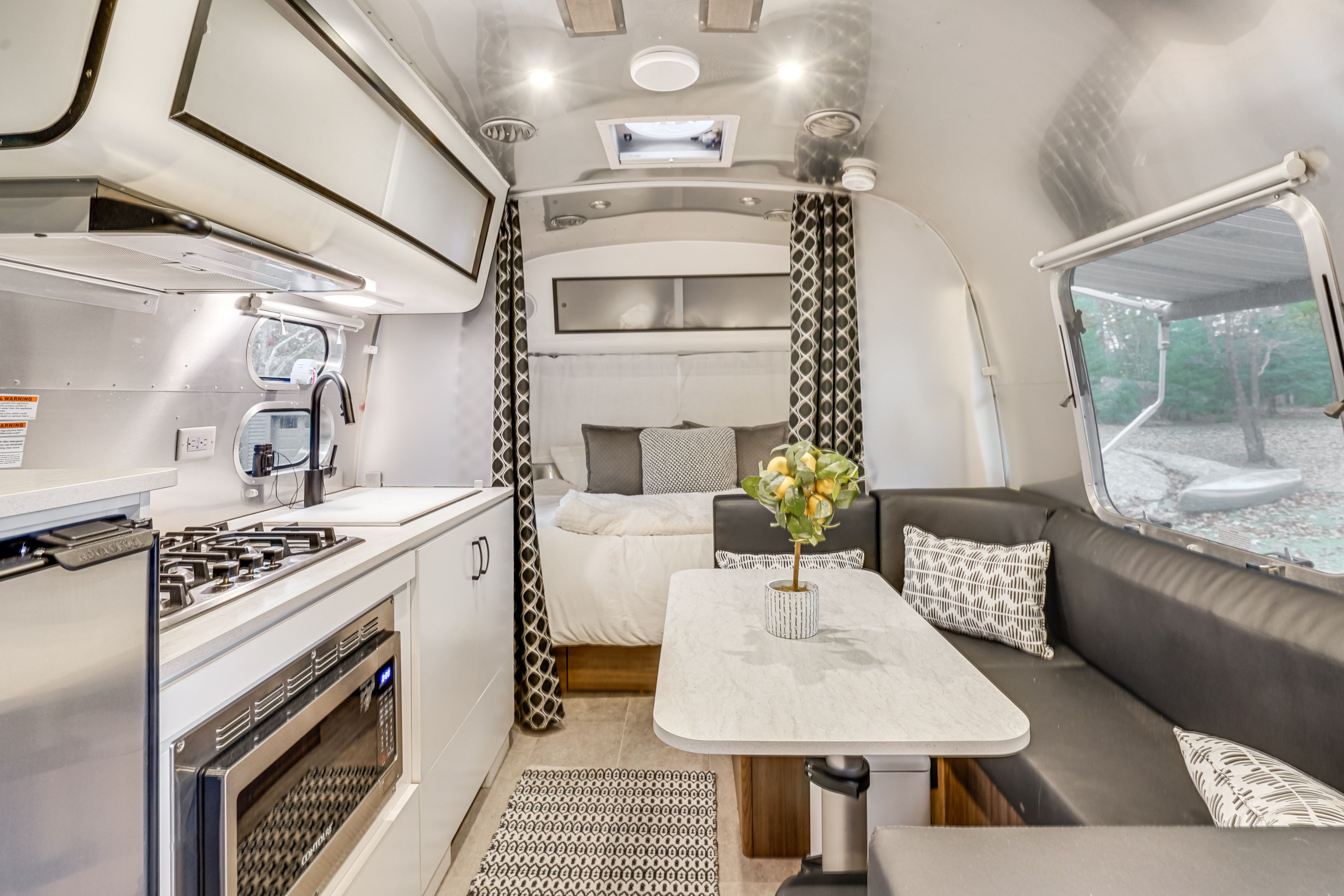 Airstream Interior | Kitchenette  | Dining