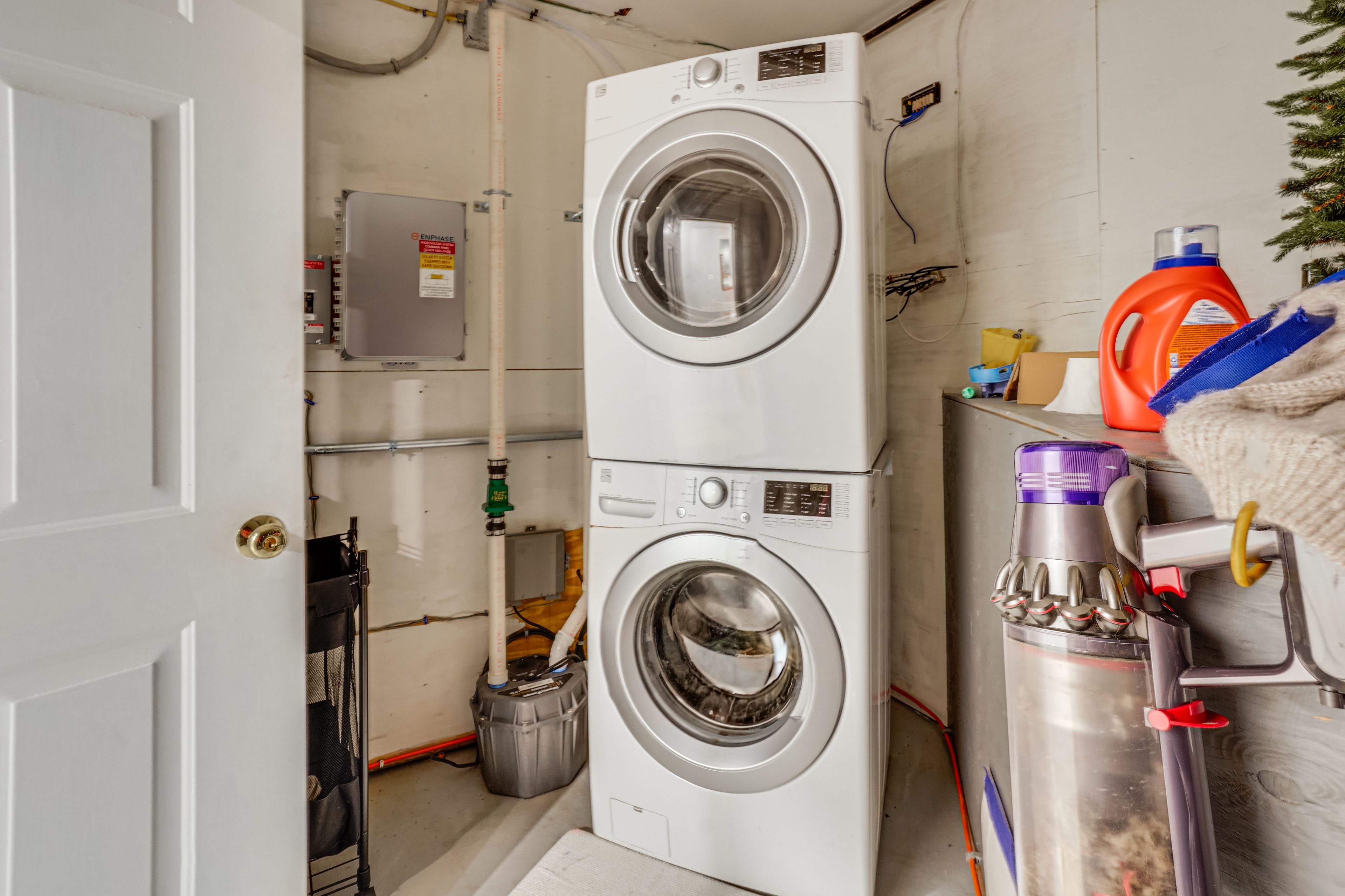 In-Unit Laundry