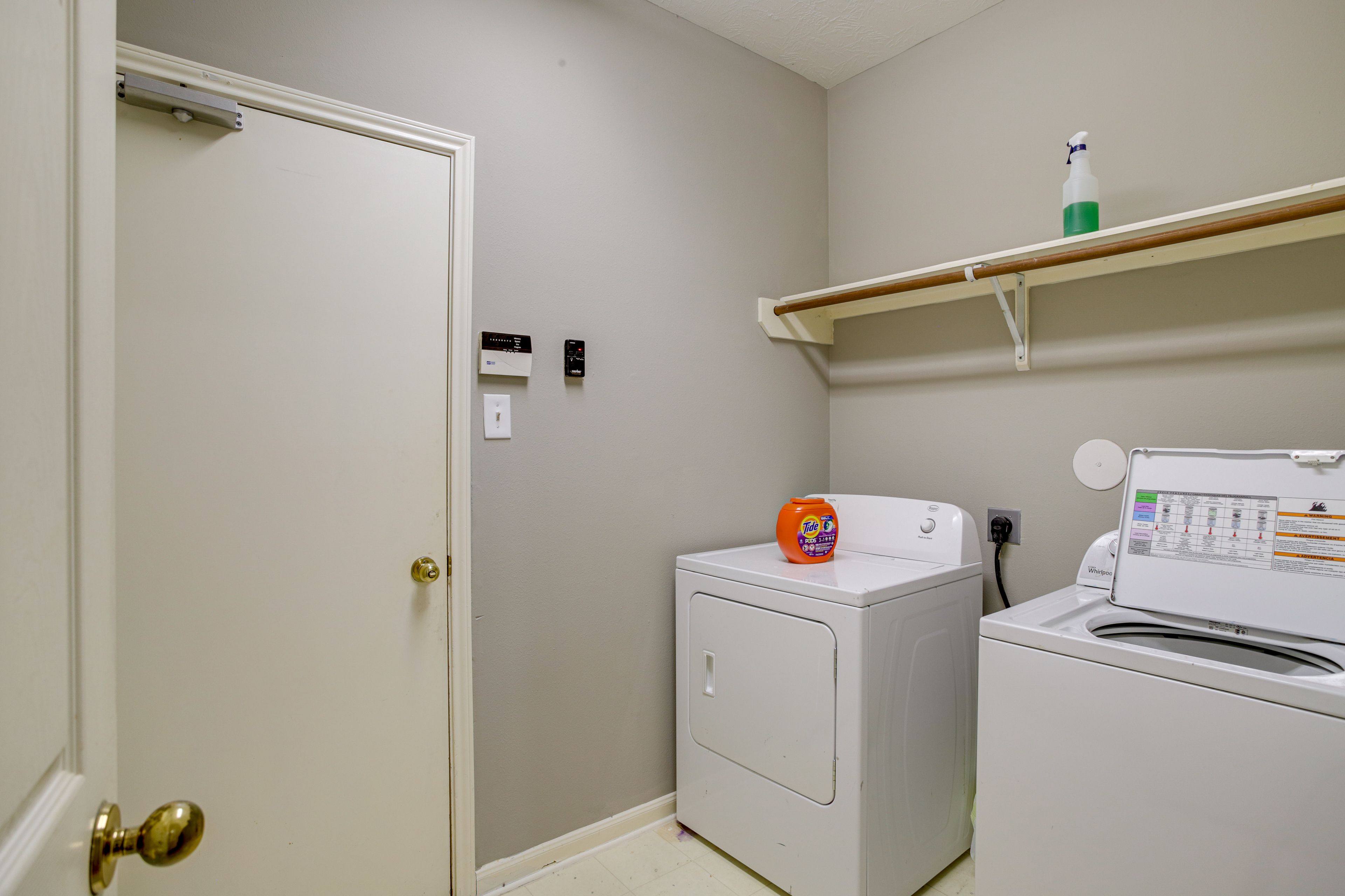 Laundry Room | Linens & Towels
