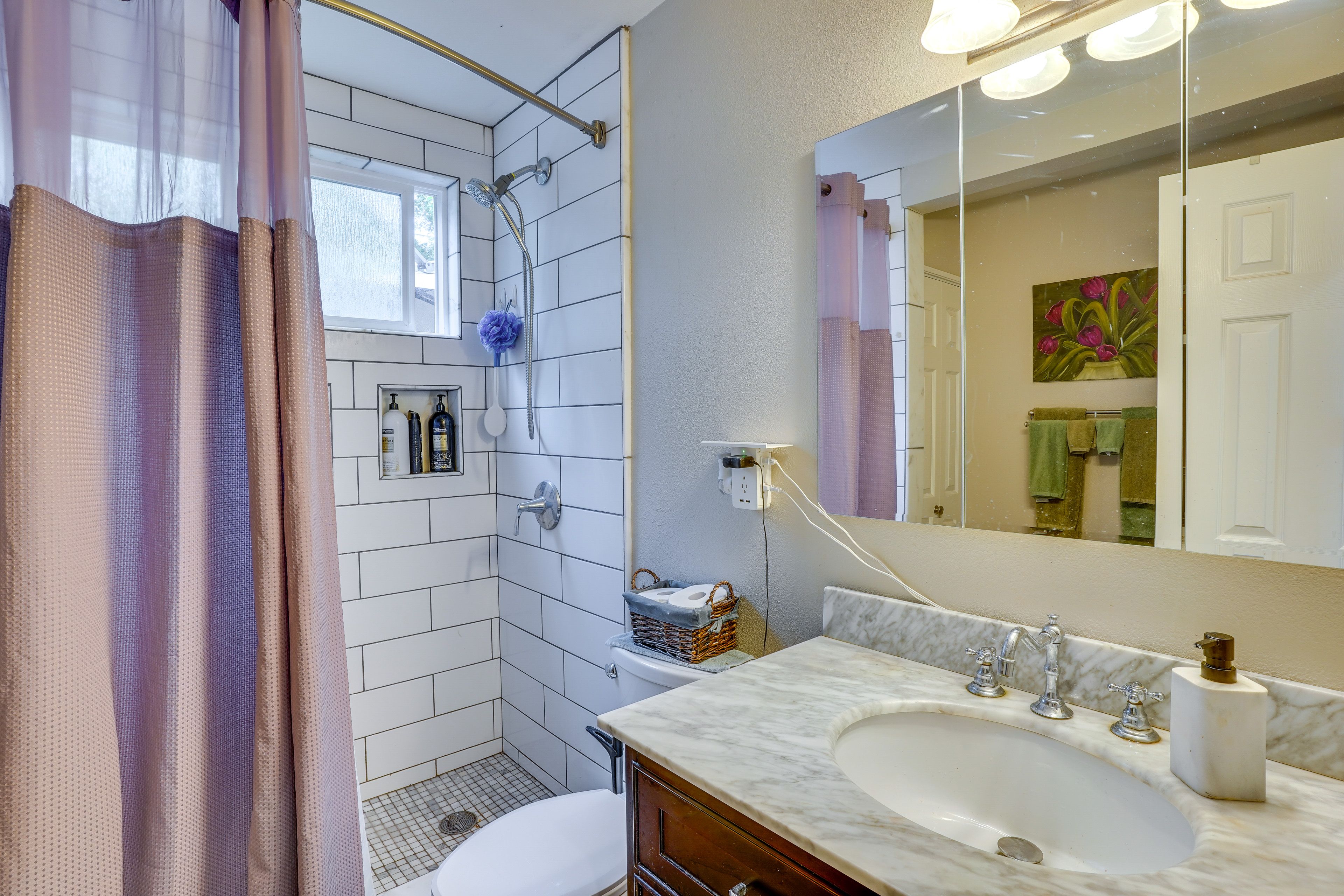 Full Bathroom | Hair Dryer