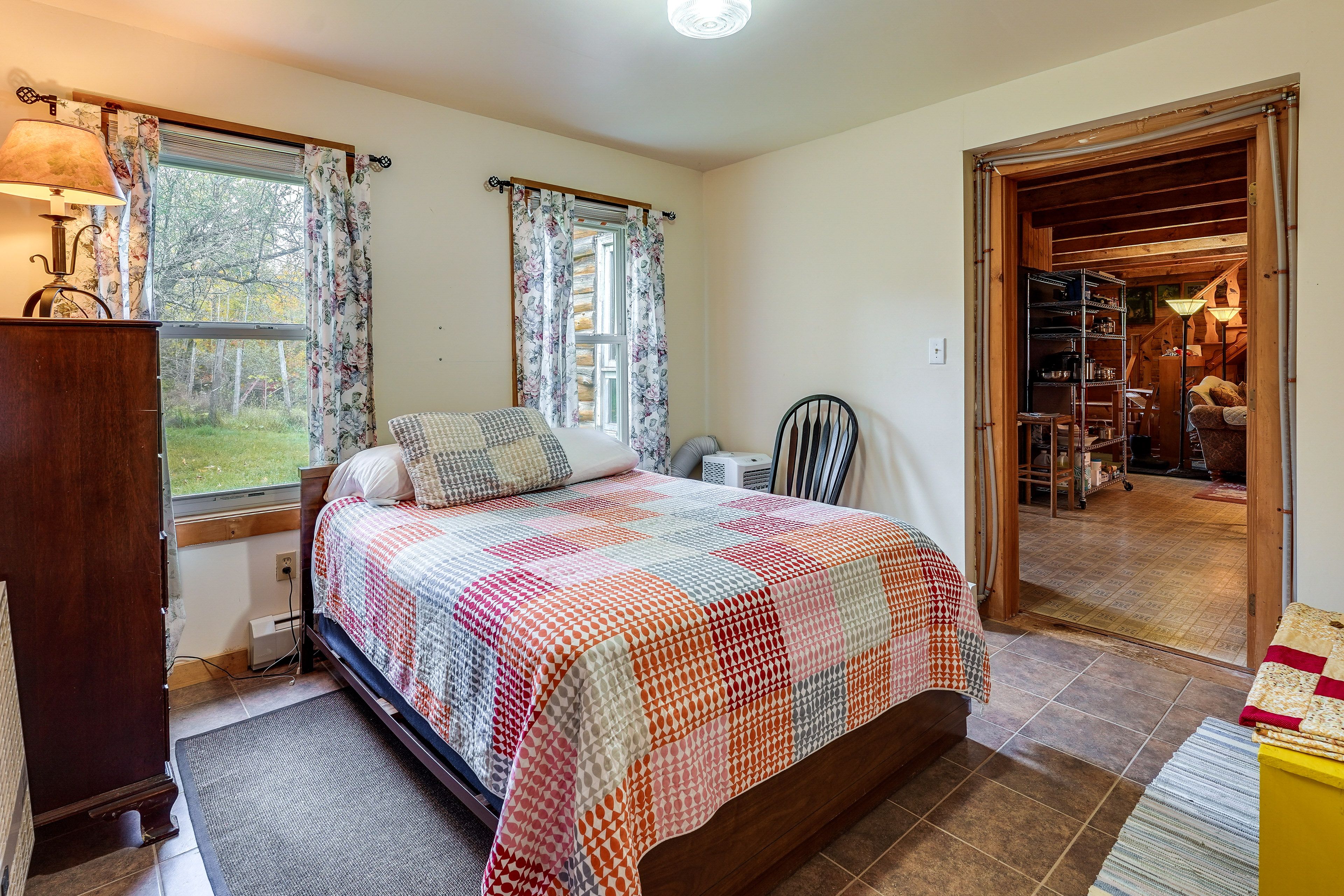Bedroom 2 | Full Bed | 1st Floor