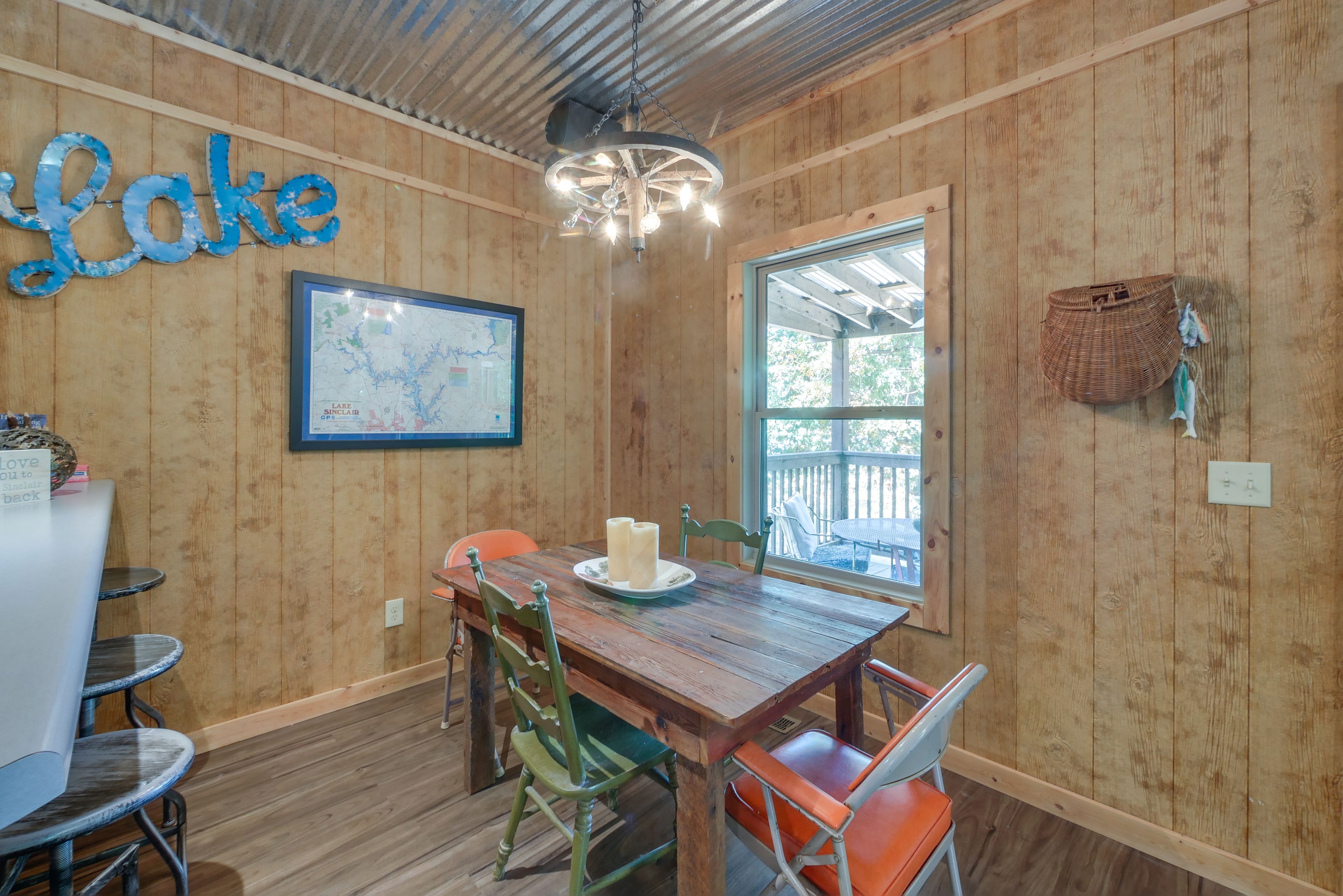 Dining Area | 1st Floor