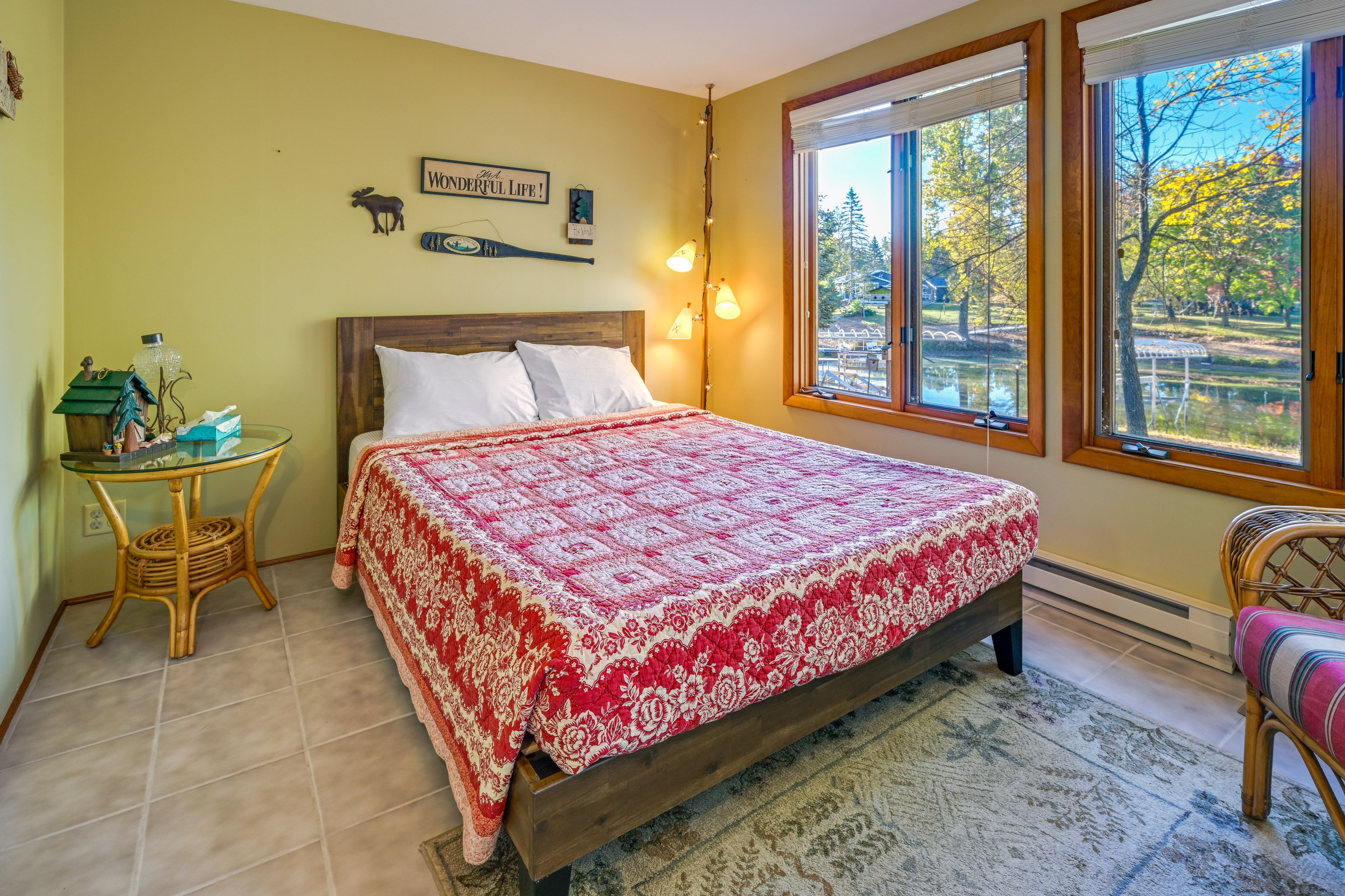 Bedroom 1 | Queen Bed | Linens Provided