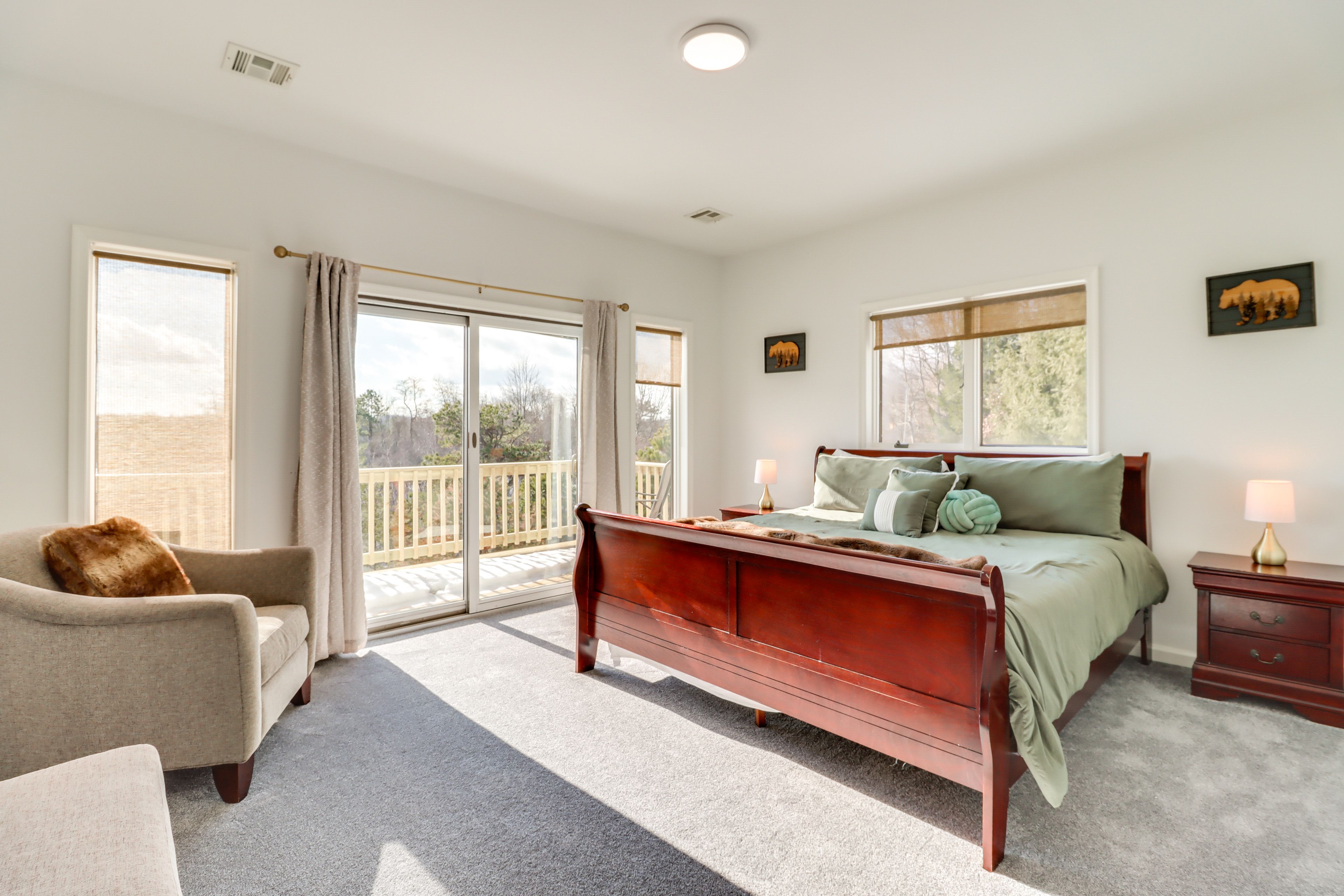 Bedroom 1 | Upper Level | King Bed | Linens Provided