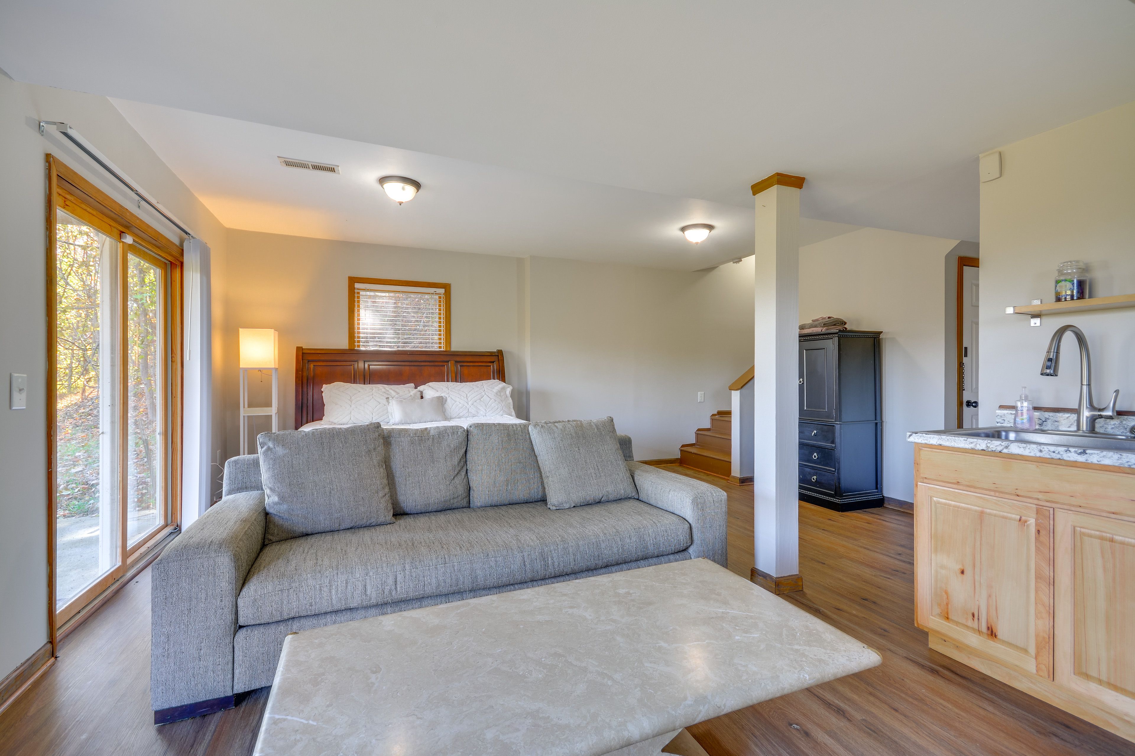 Bedroom 3 | Basement Suite | Queen Bed | Smart TV | Kitchenette