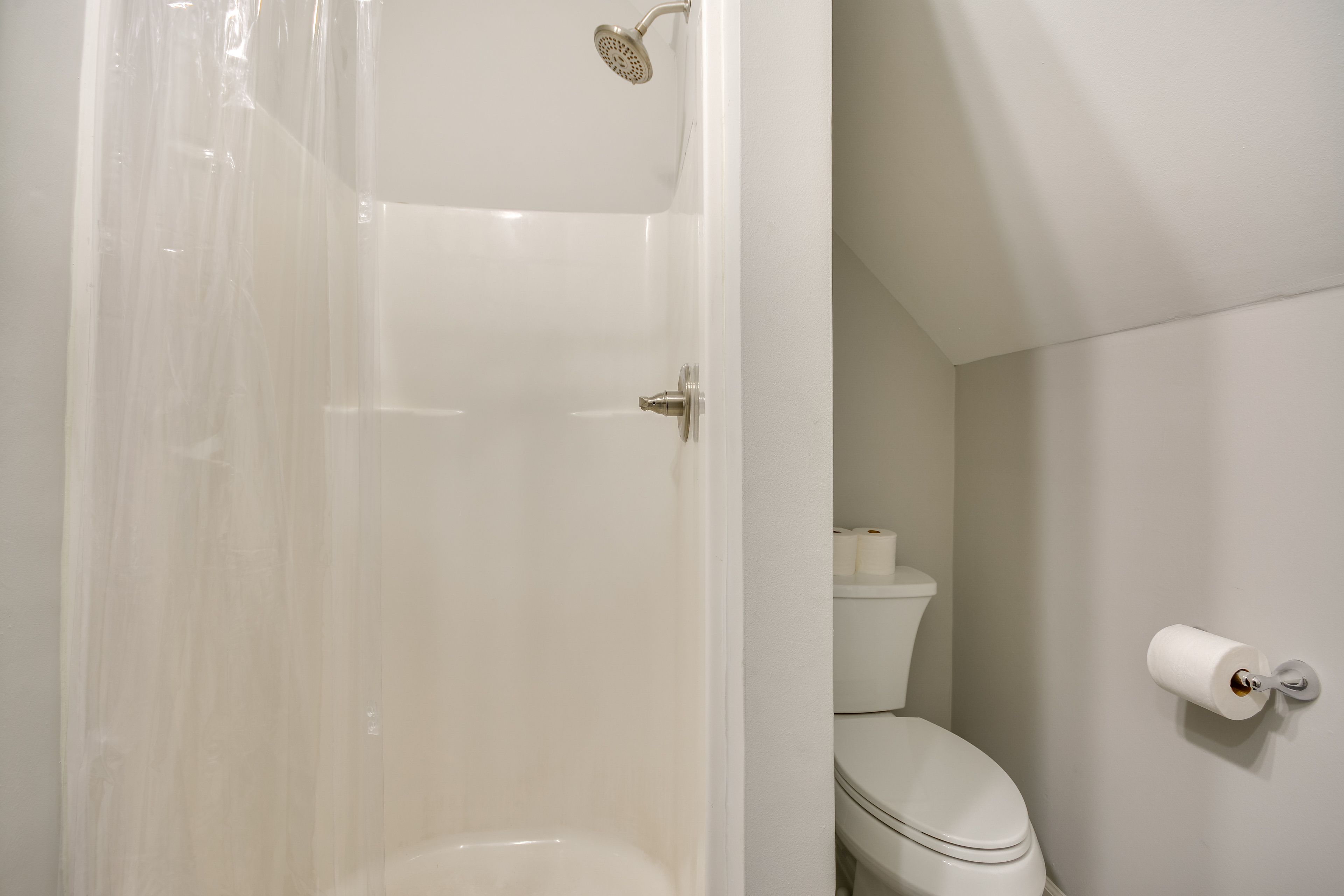 Full Bathroom | 2nd Floor | Hair Dryer