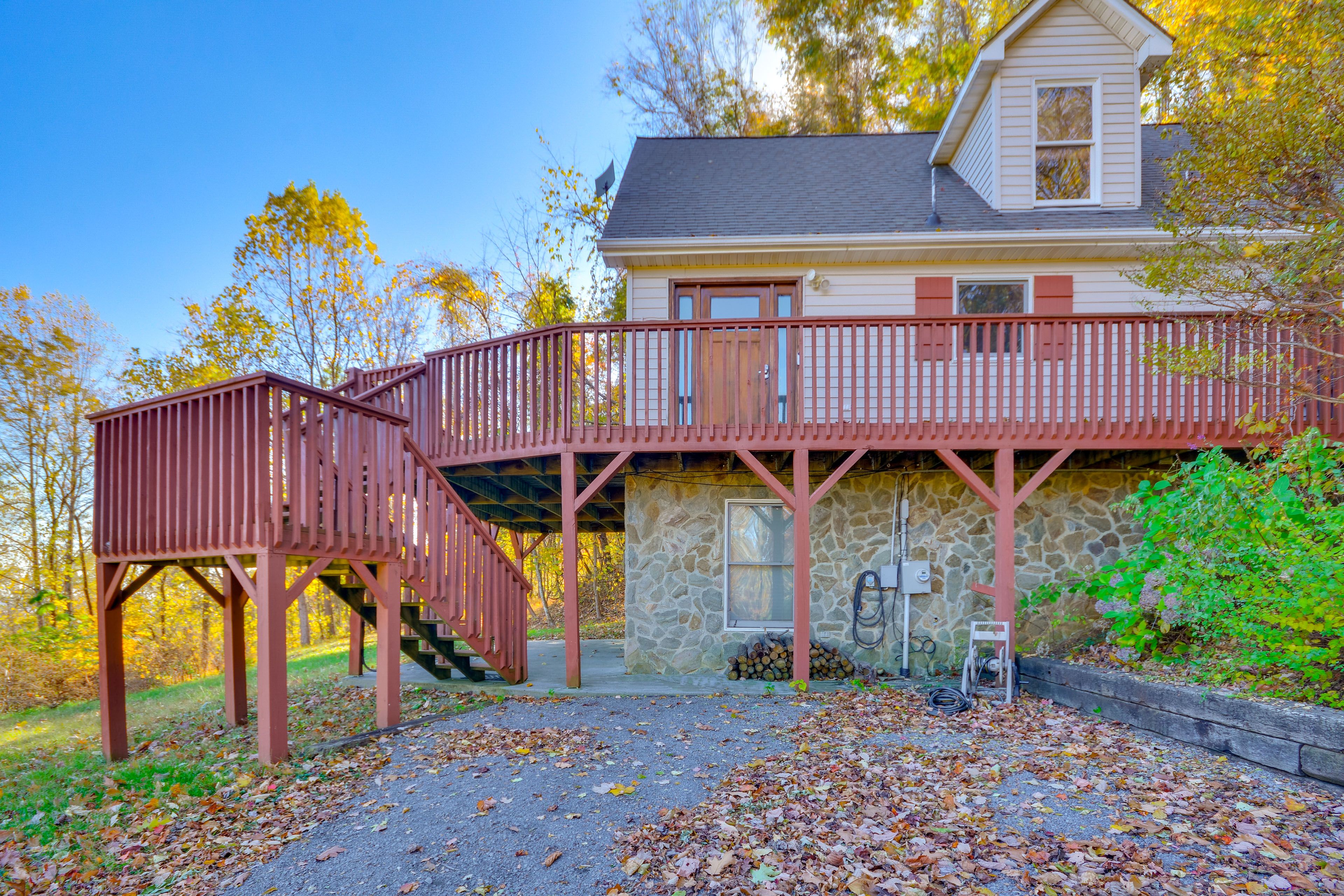 Parking | Driveway (6 Vehicles)
