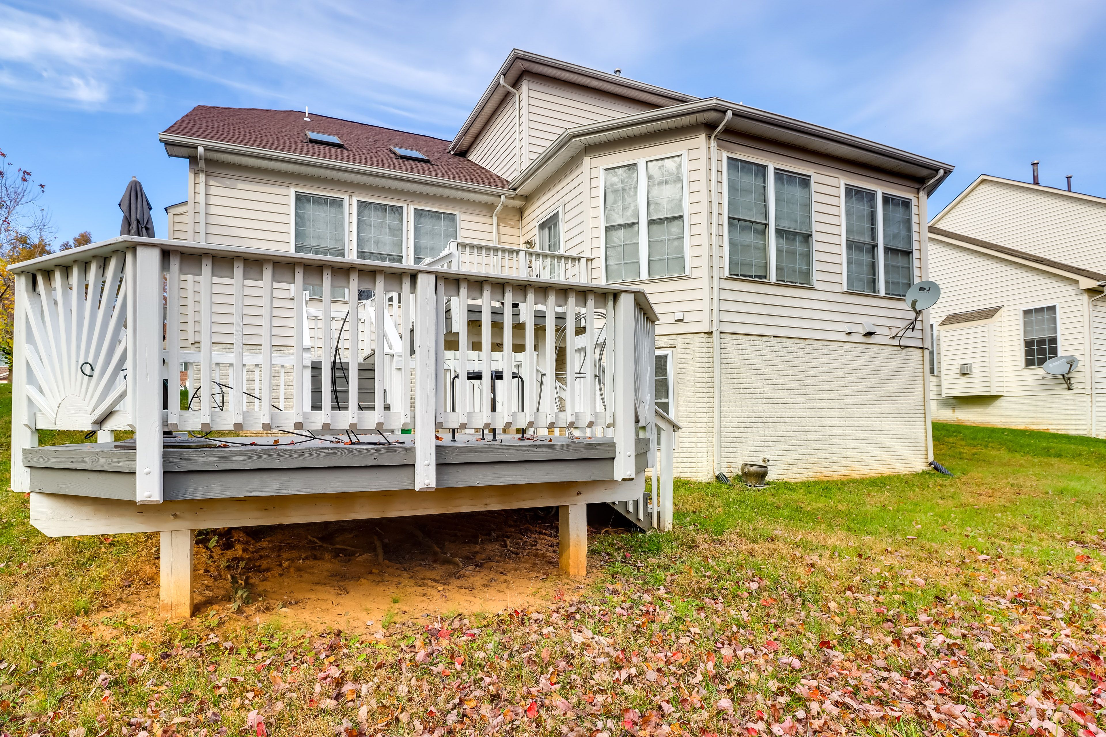 Deck | Backyard | Homeowner On-Site (Upstairs Unit)