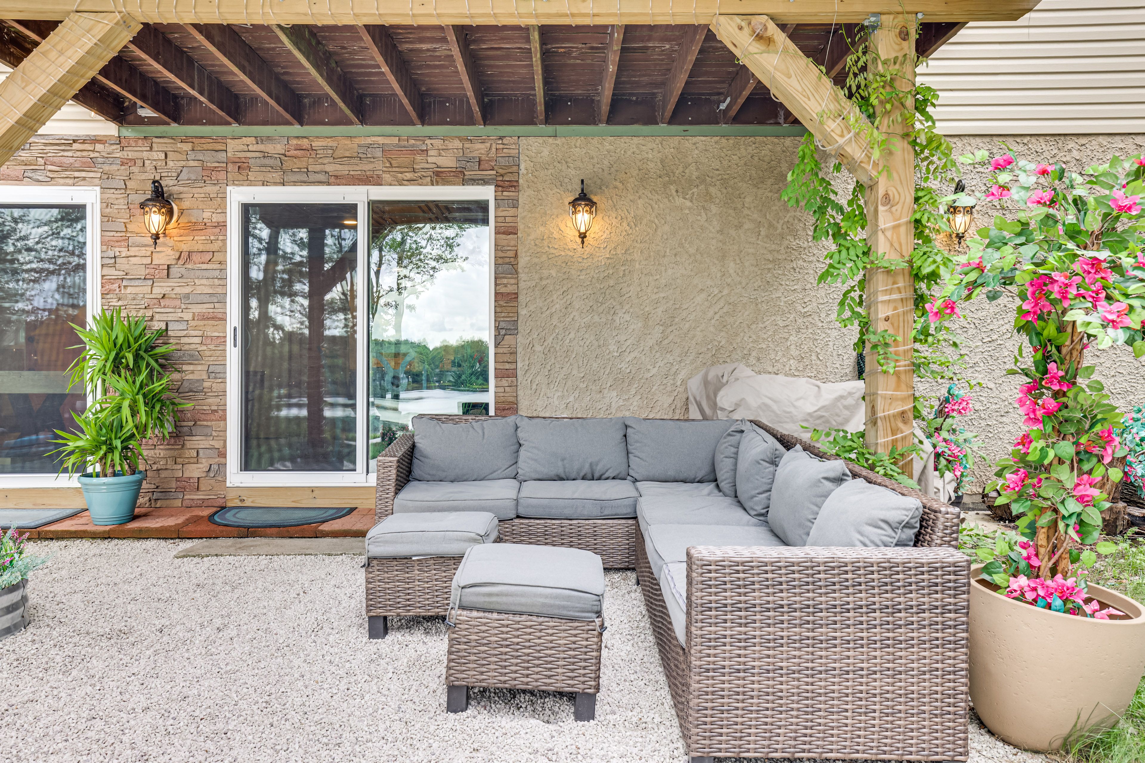 Private Patio | Outdoor Dining | Gas Grill