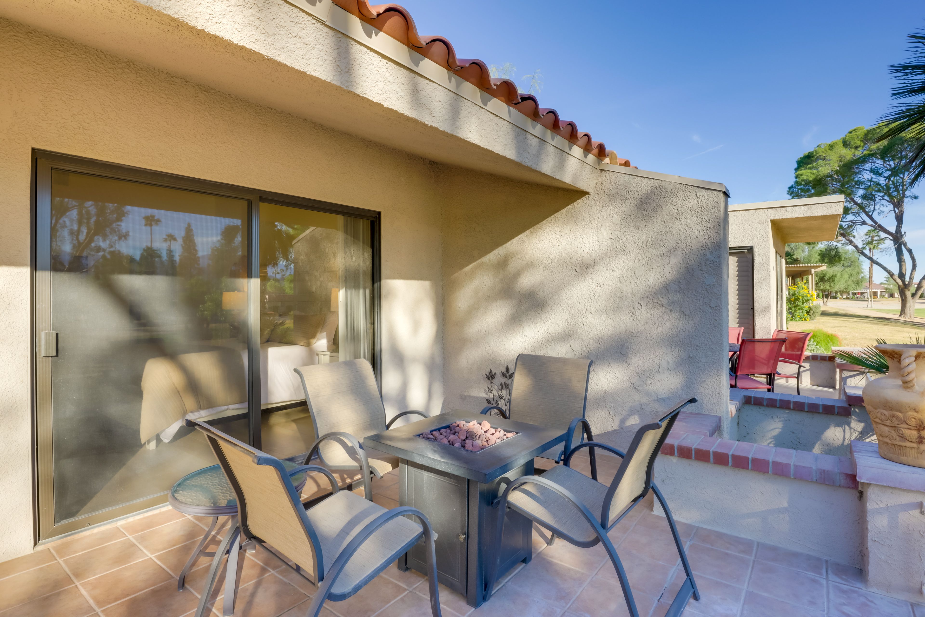 Private Patio | Fire Pit