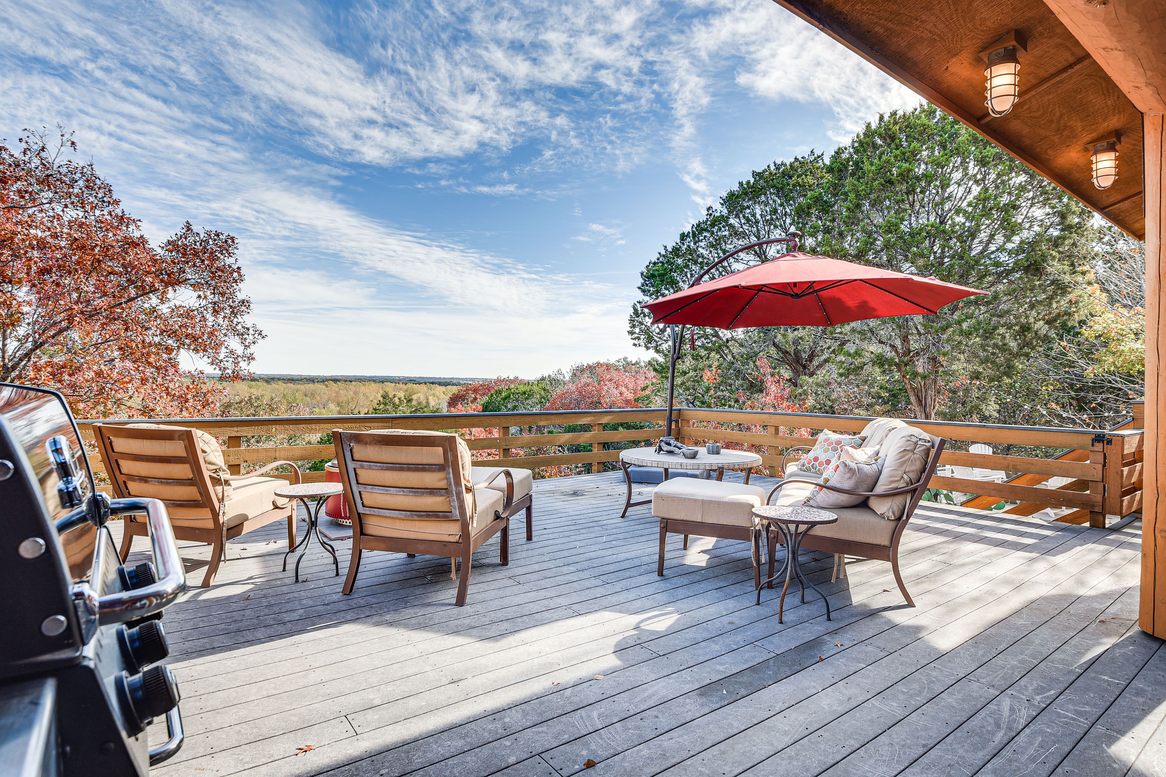 Wraparound Deck | Gas Grill (Propane Provided)