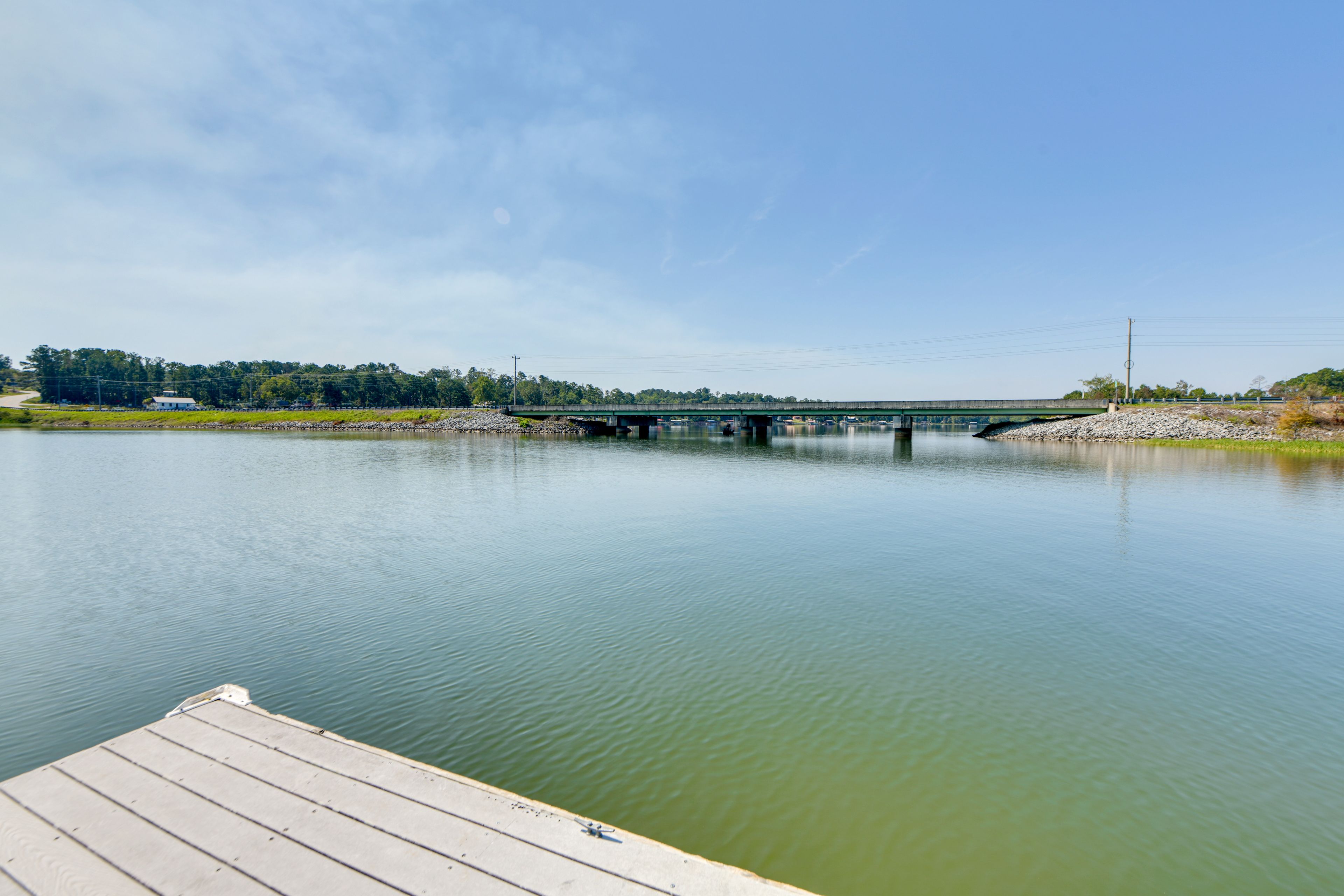 Cabin Exterior | Lake Eufaula Access