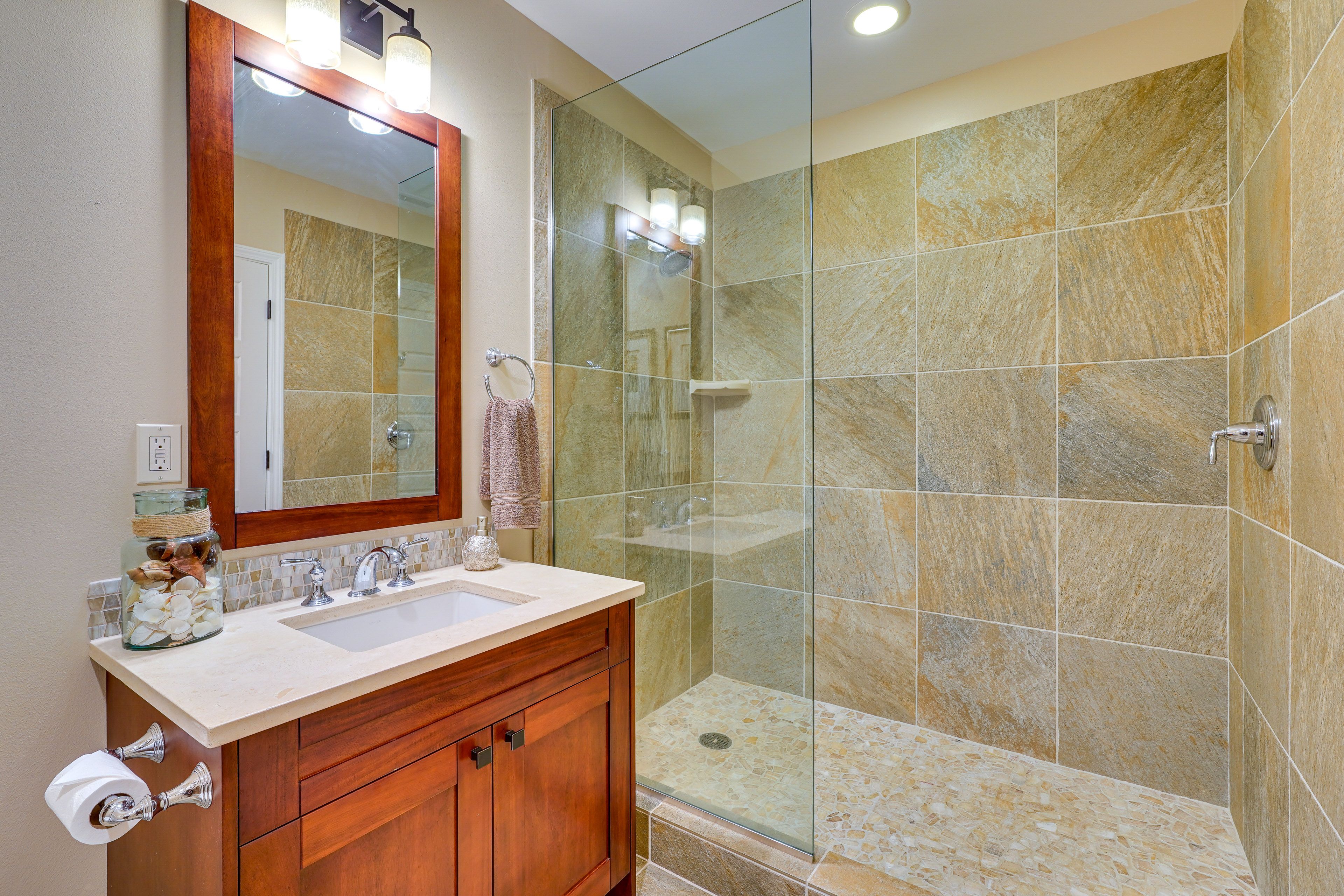En-Suite Bathroom