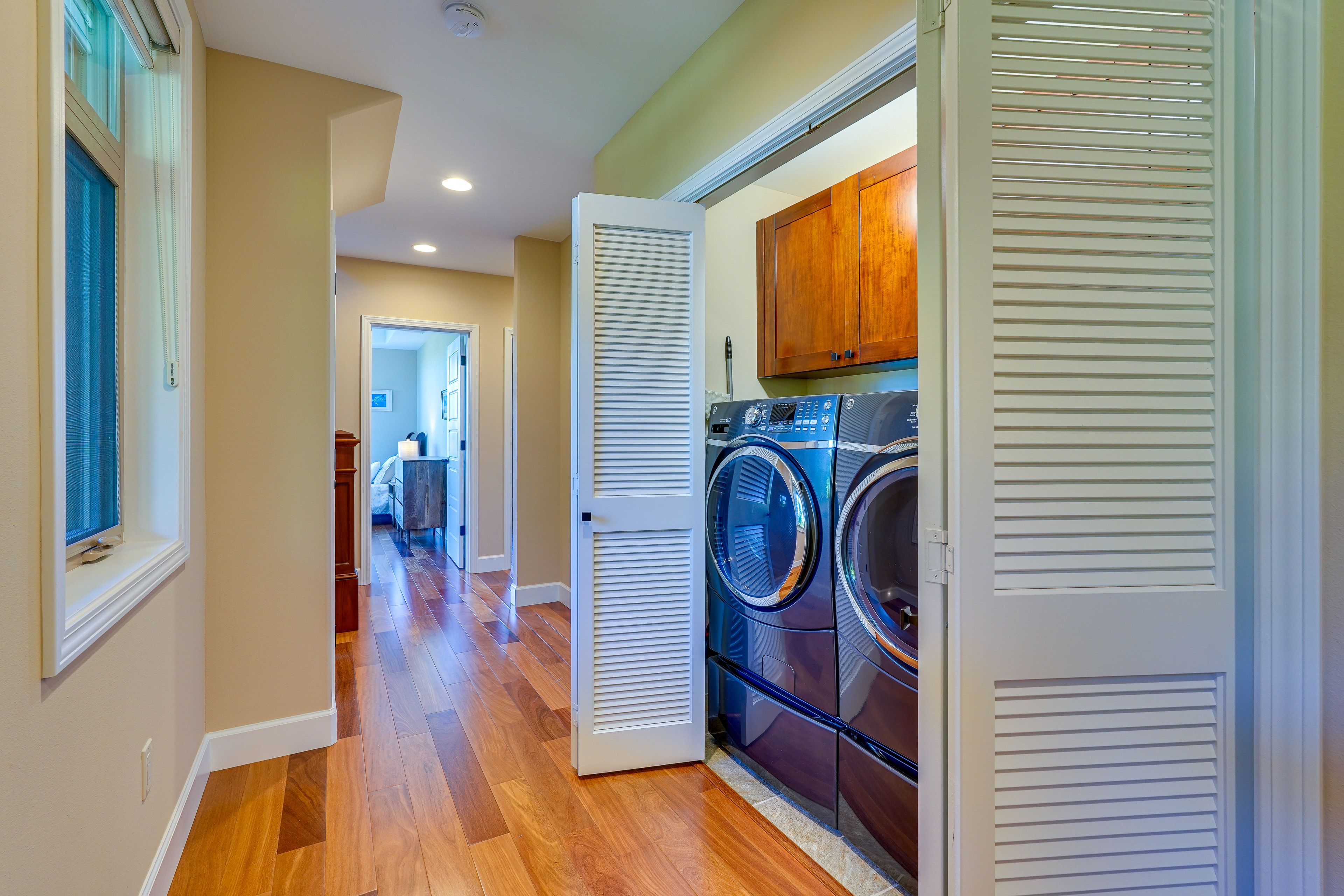 Washer & Dryer