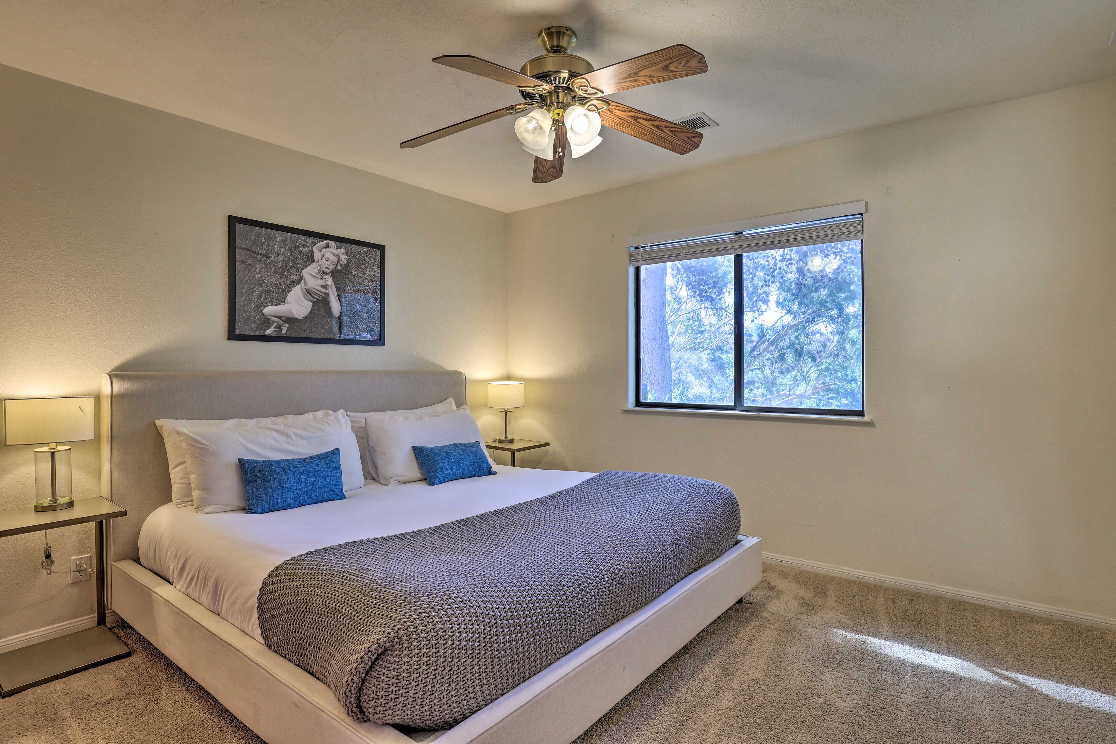 Bedroom 3 | King Bed