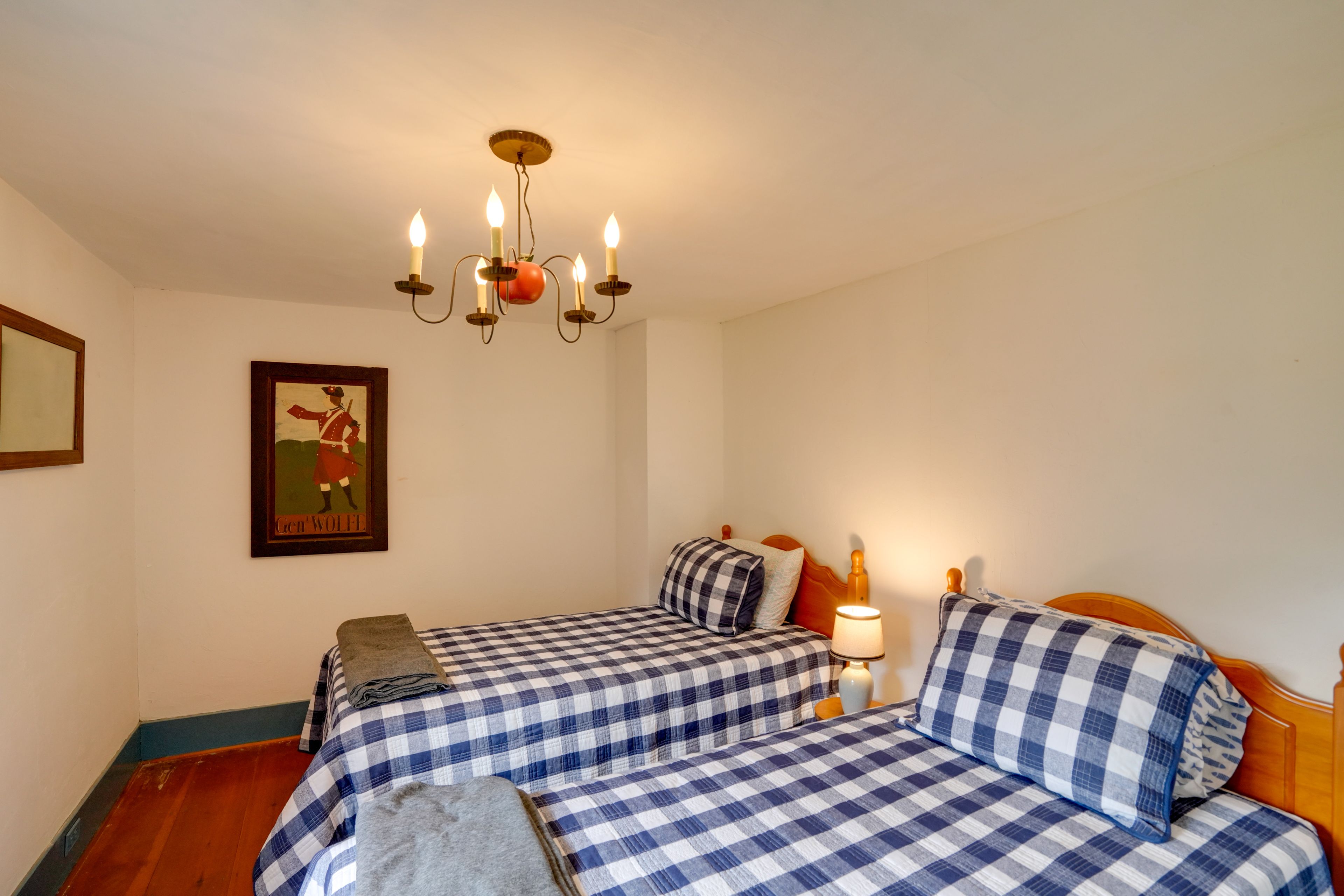 Bedroom 5 | 2 Twin Beds | 2nd Floor