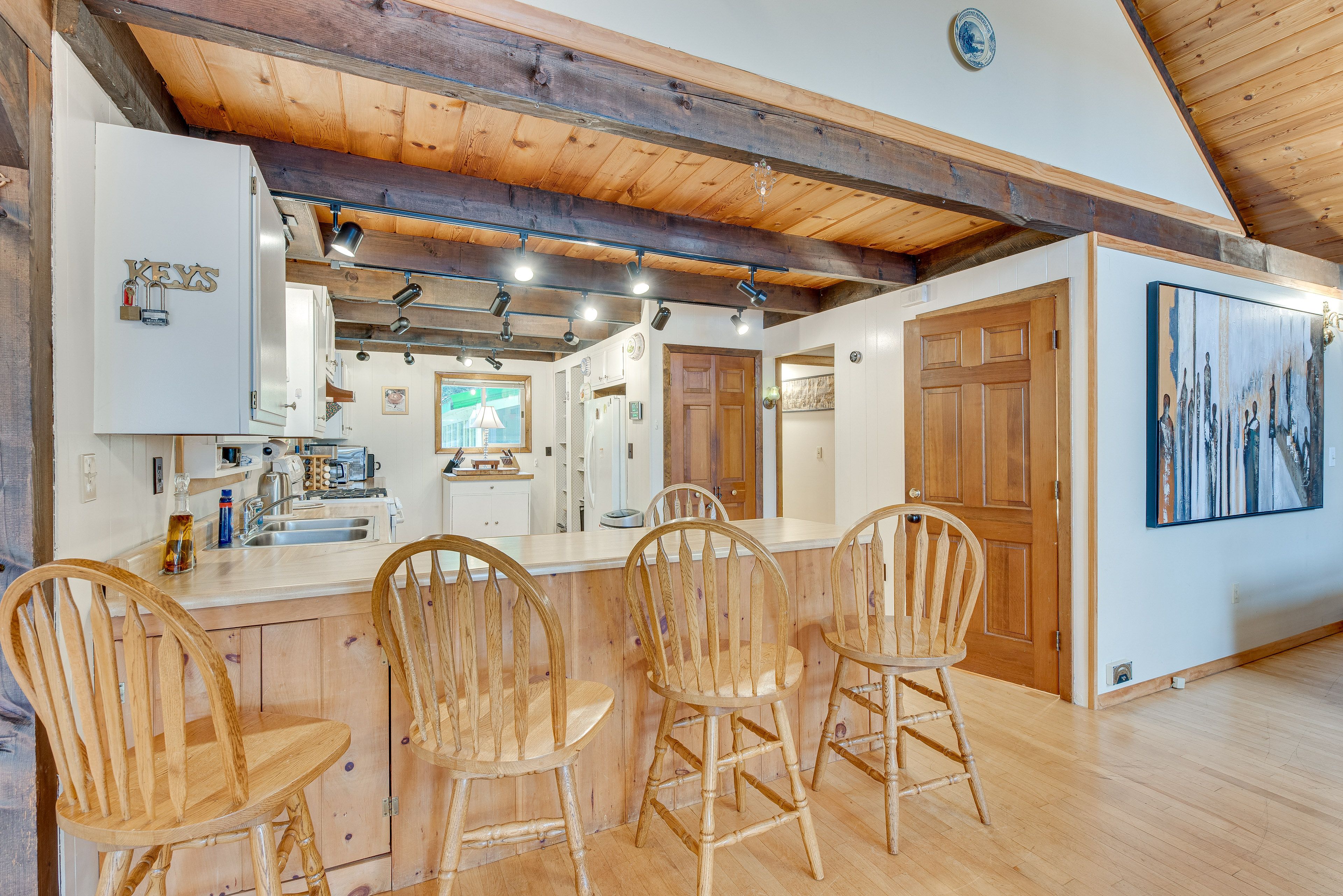 Kitchen | Bar Seating