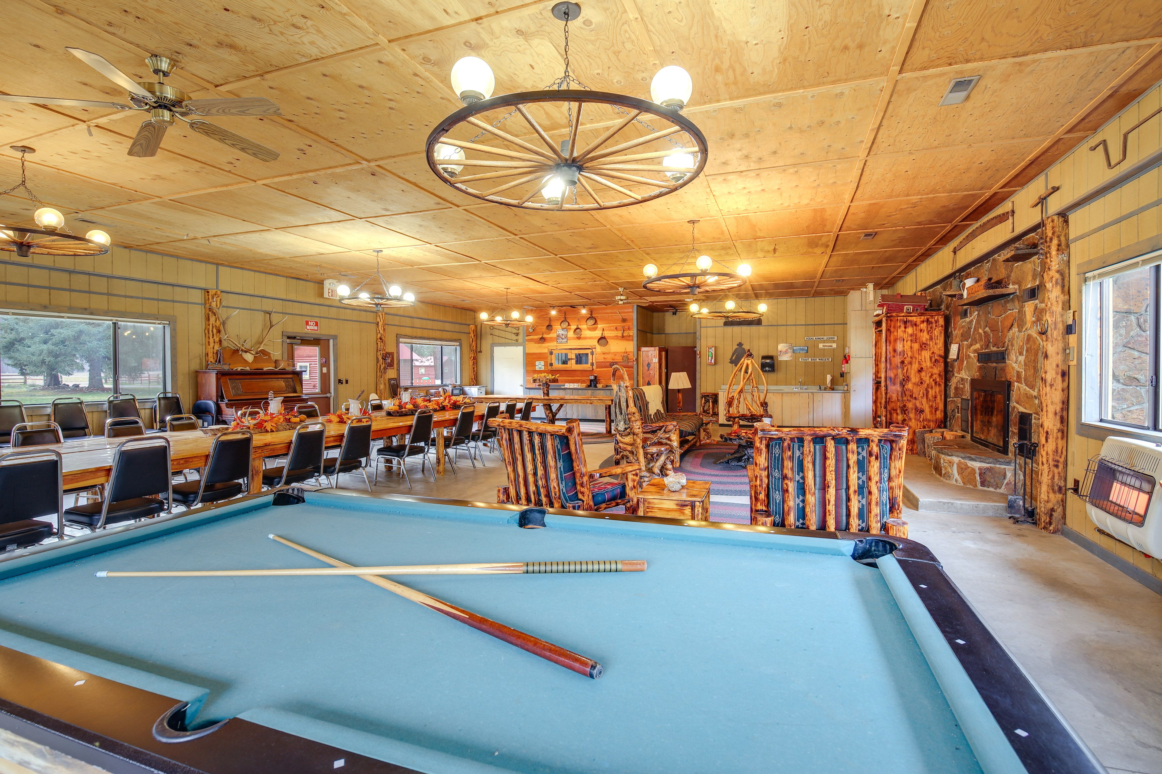 Black Diamond Ranch Amenities | The Lodge (Shared Amenities)