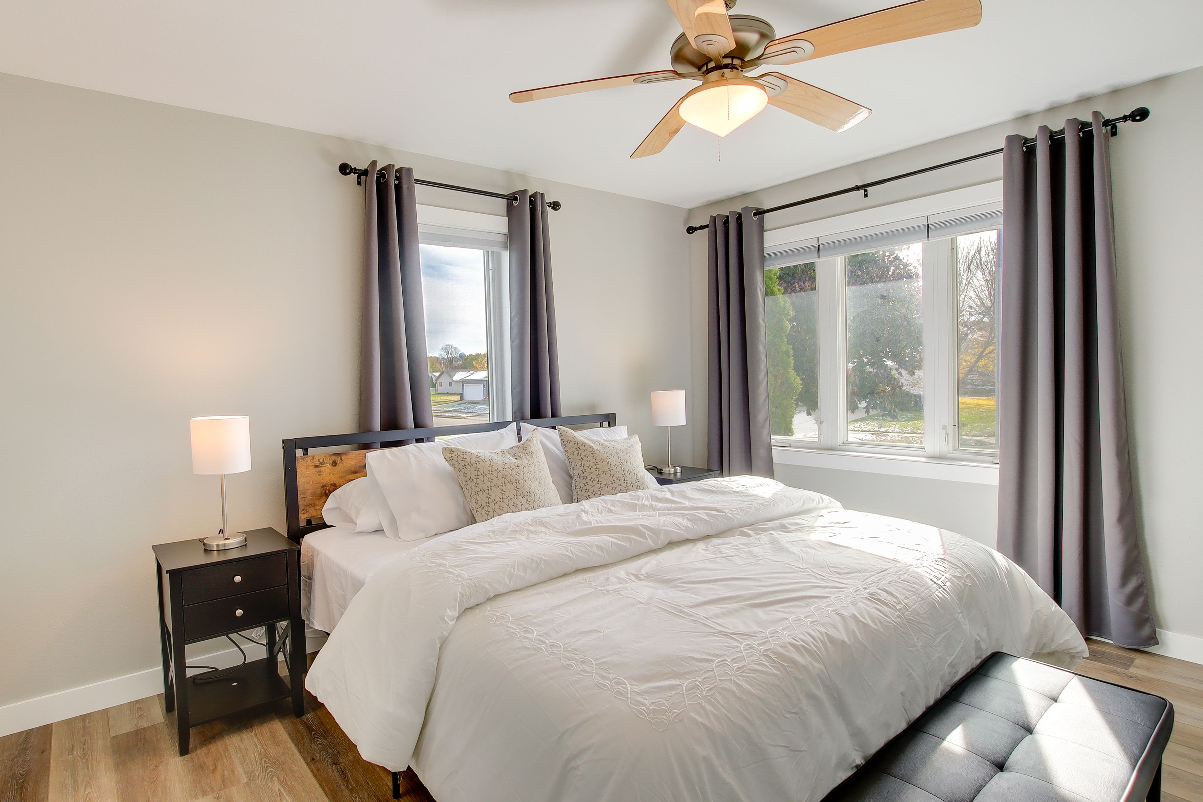 Bedroom 1 | King Bed | Linens Provided