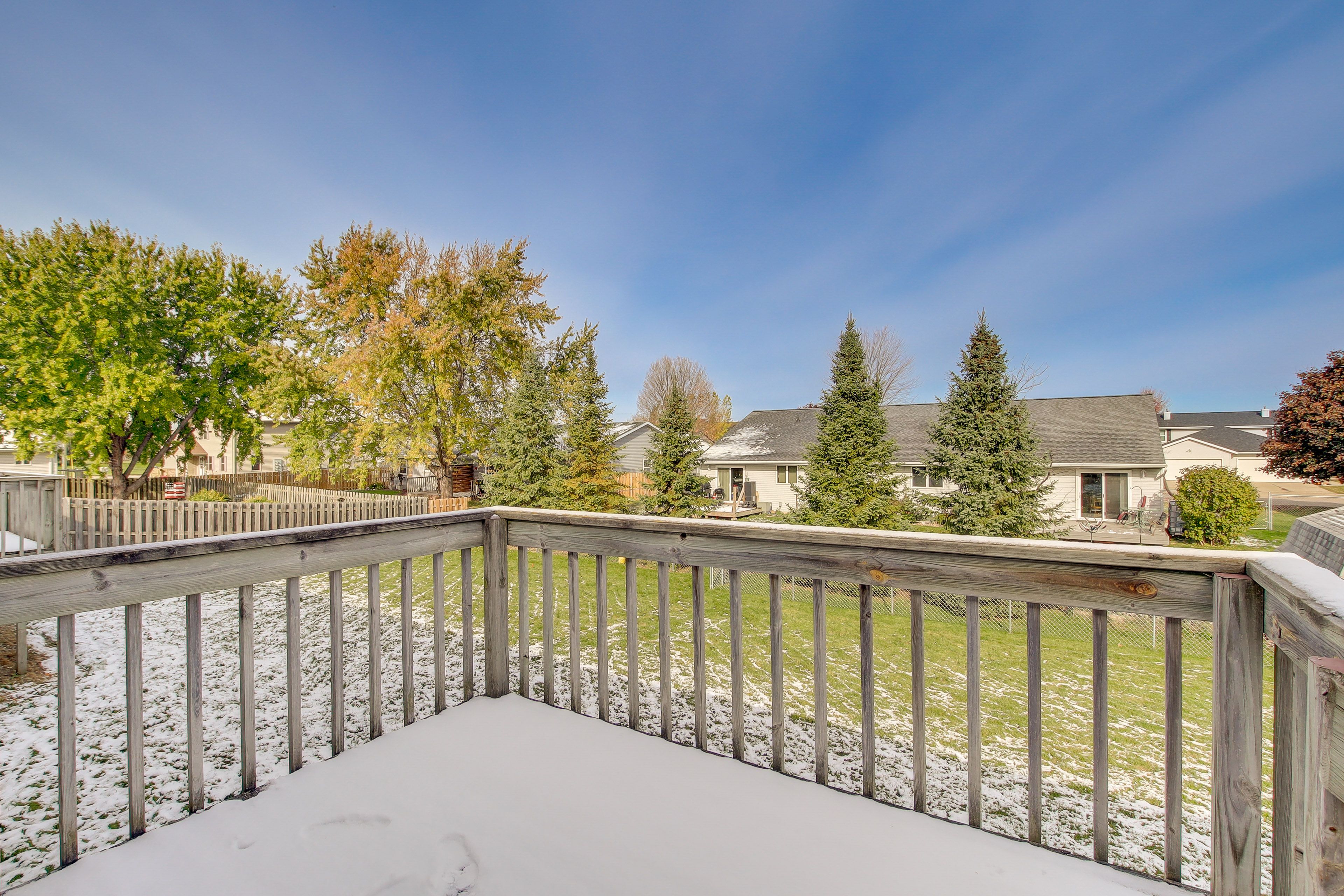 Deck | Shared Backyard