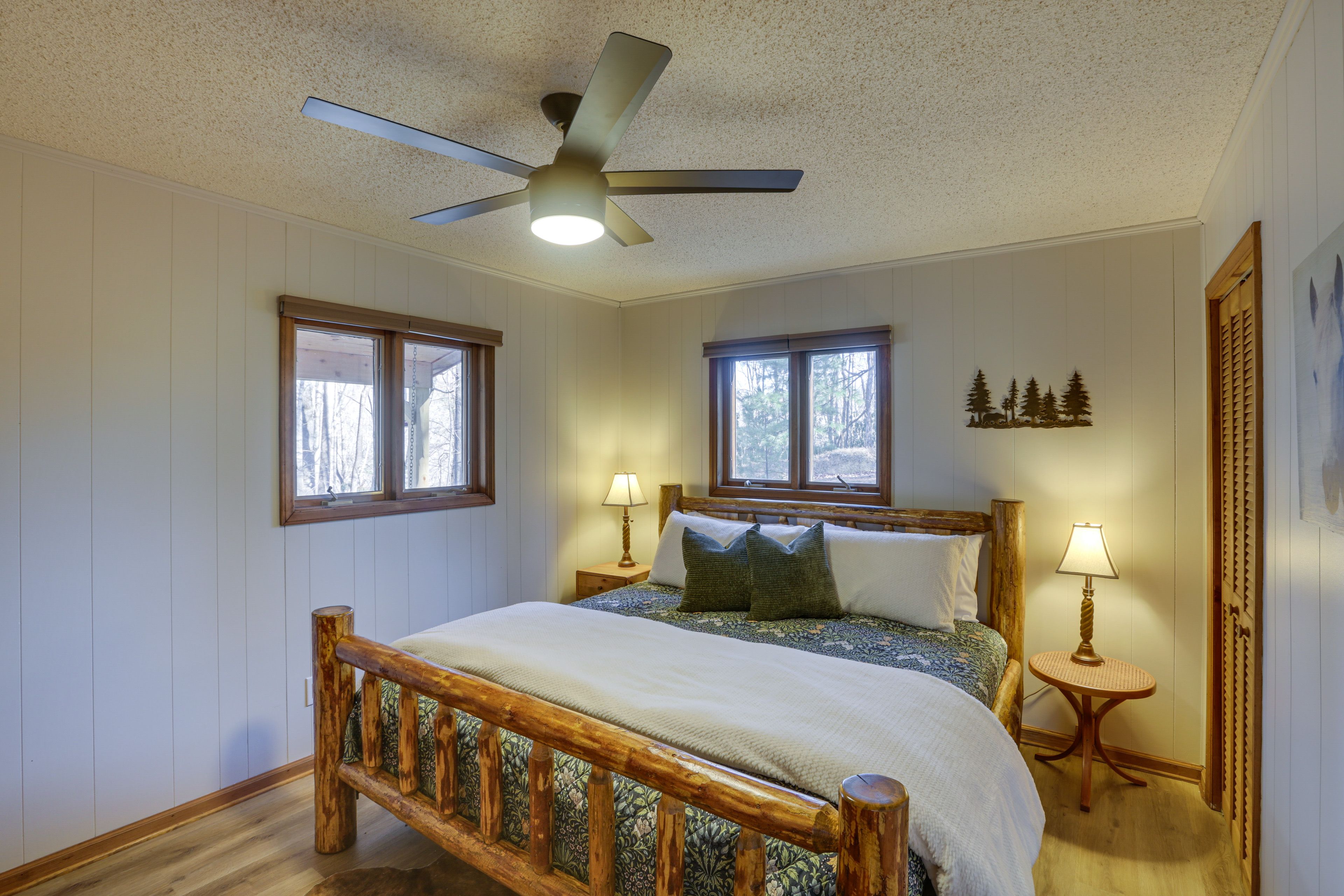 Bedroom 2 | King Bed | Flat-Screen TV | 2nd Floor