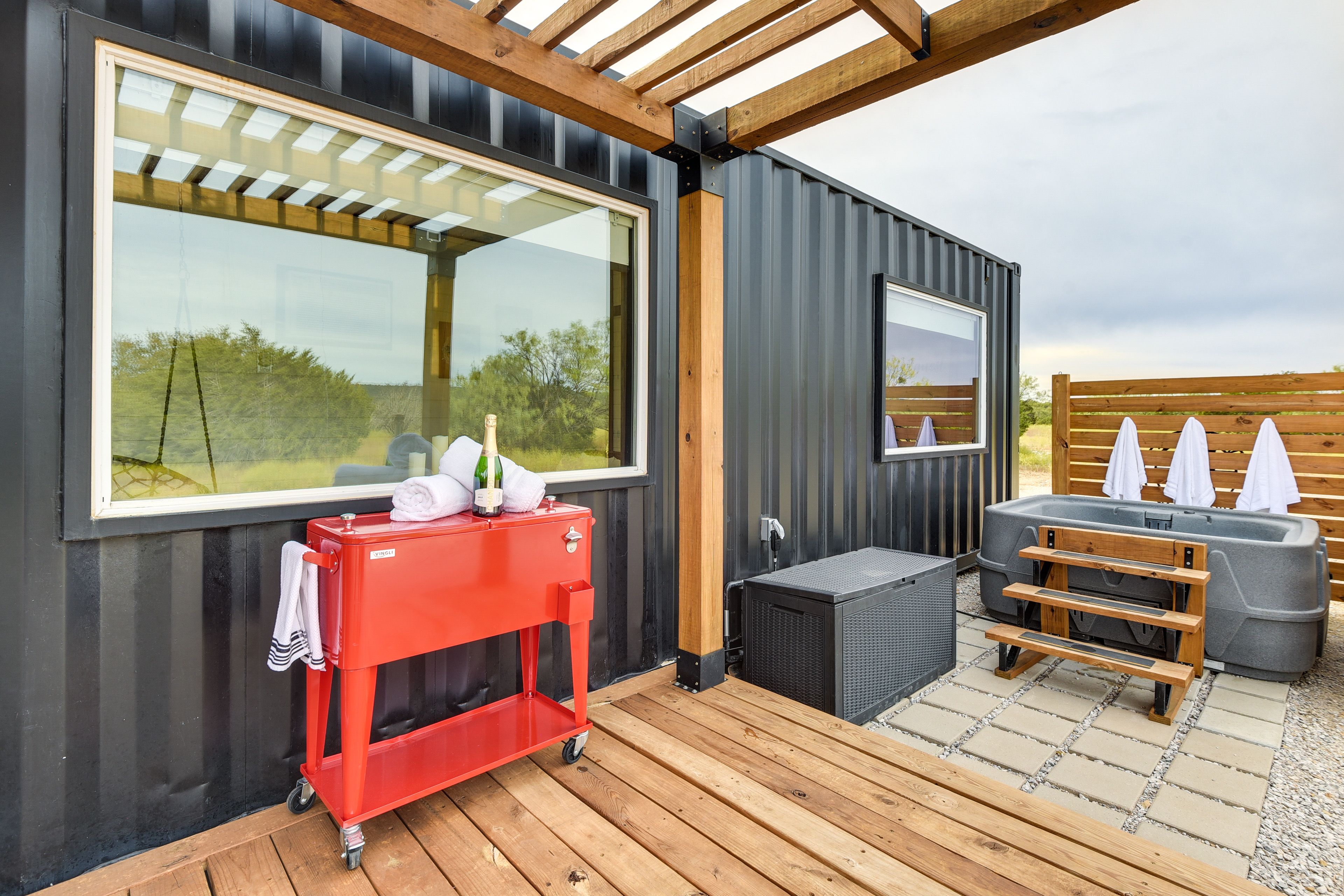 Patio | Hot Tub