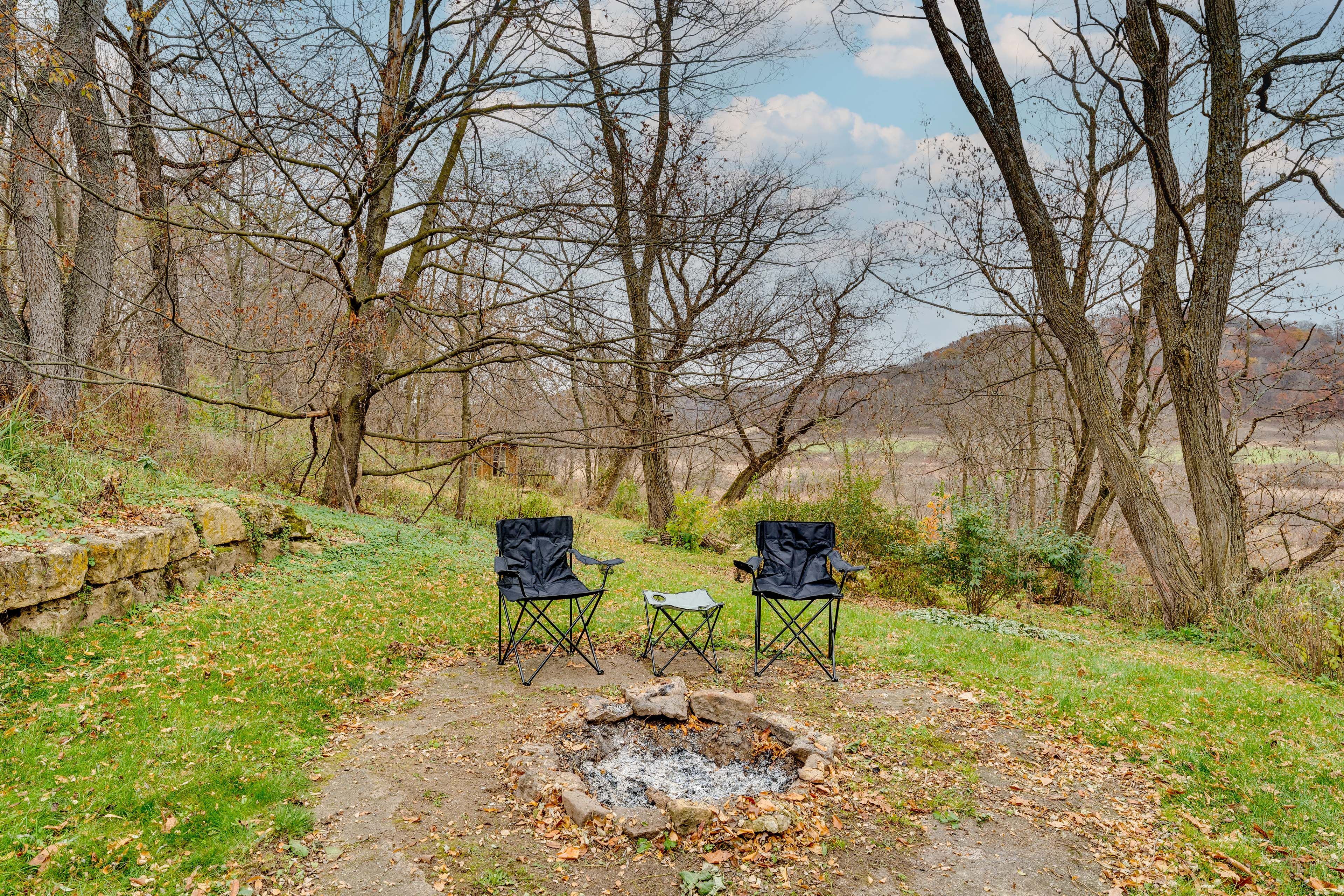 Fire Pit | Outdoor Seating