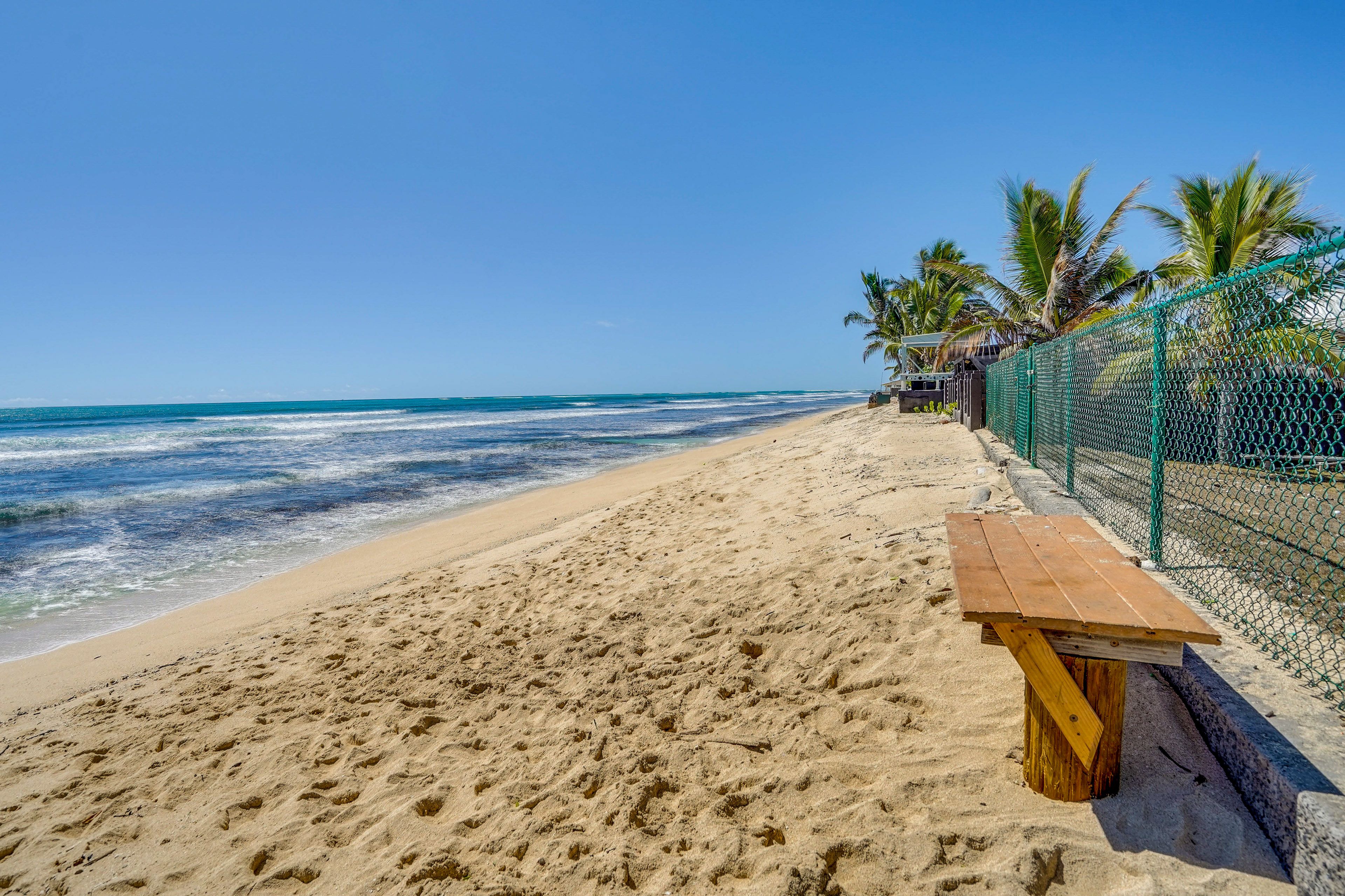 Beach | ~1 Mi to Puʻuloa Beach Park