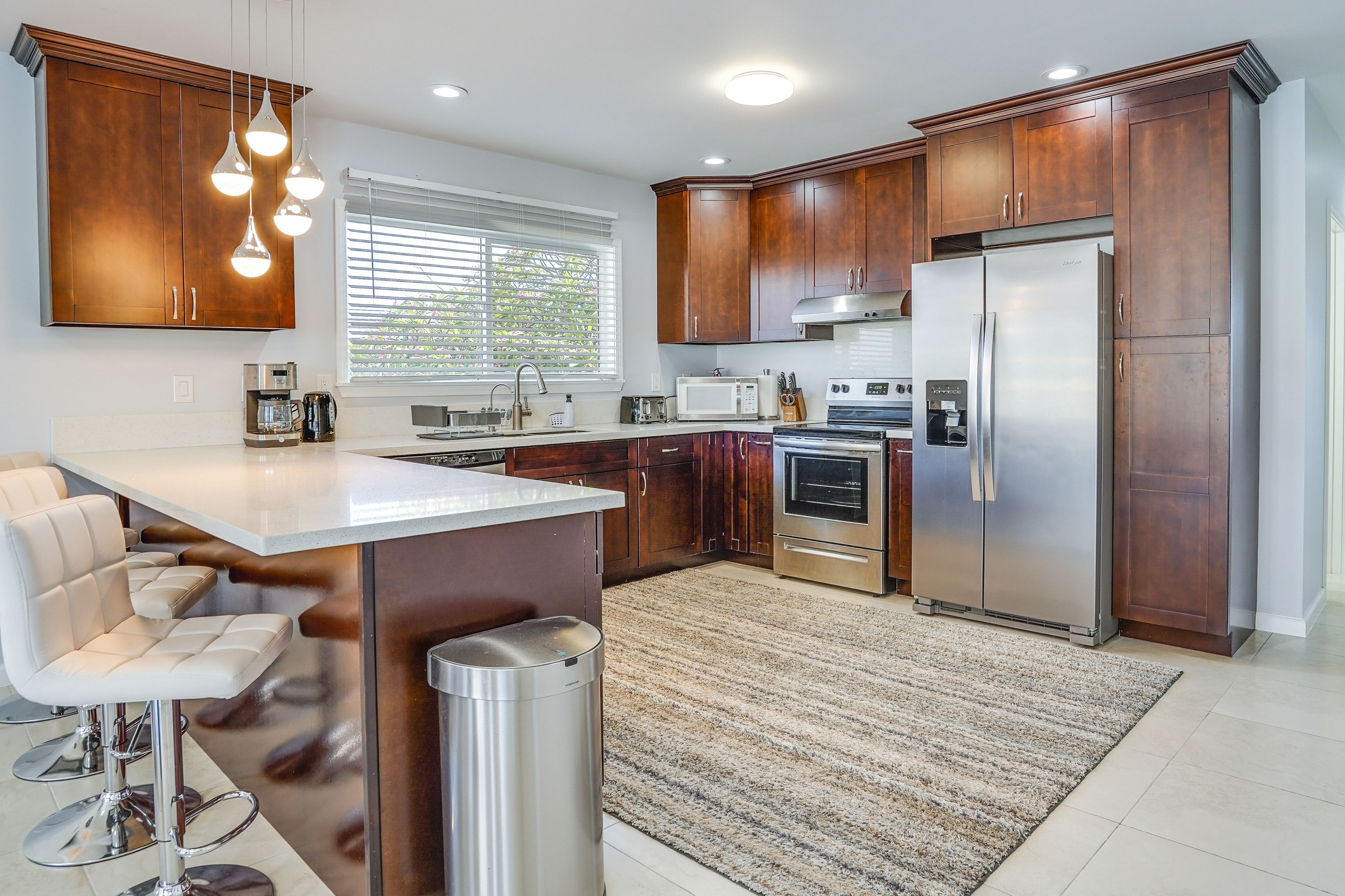 Kitchen | Trash Bags & Paper Towels