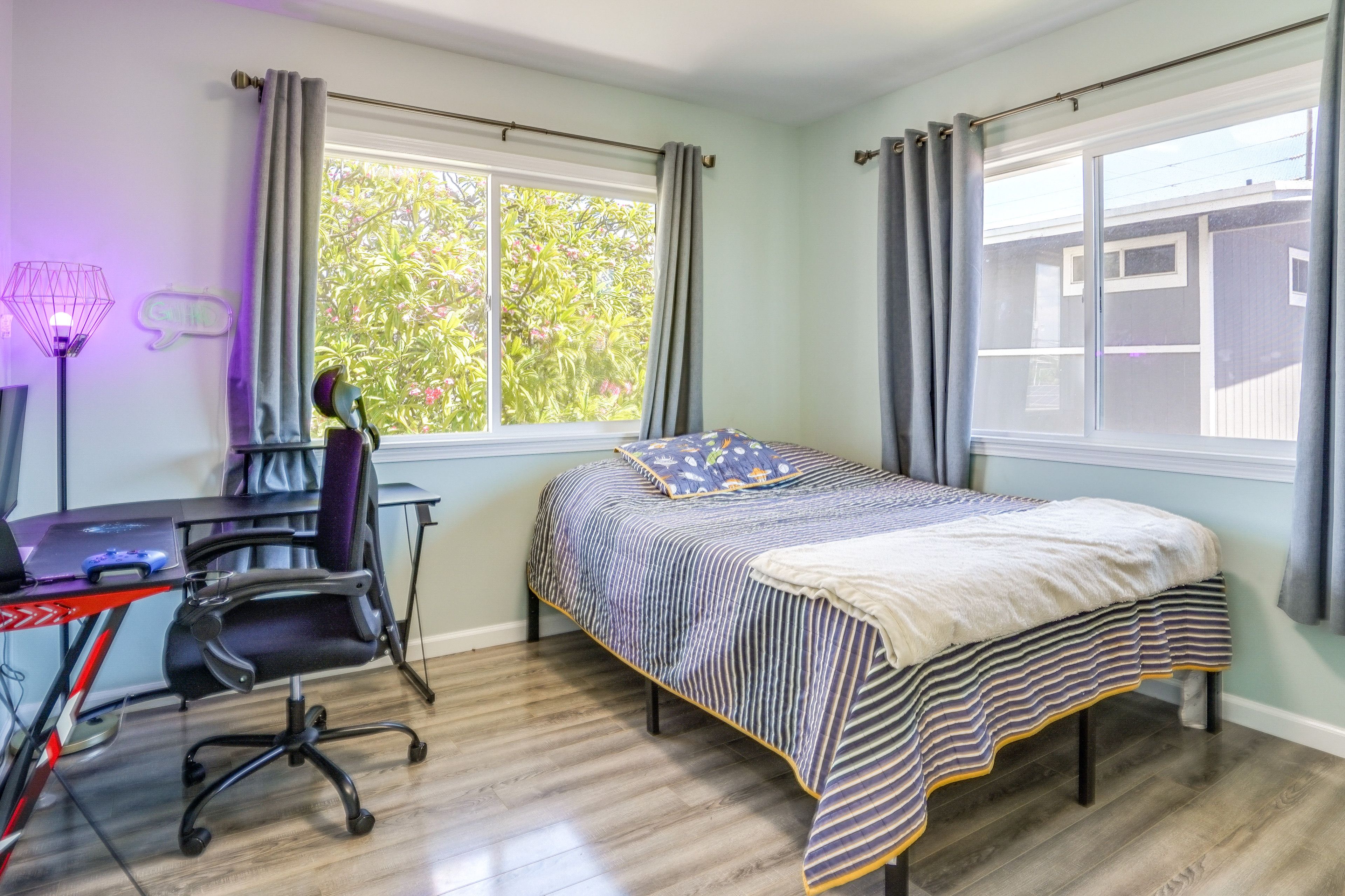 Bedroom 3 | Queen Bed