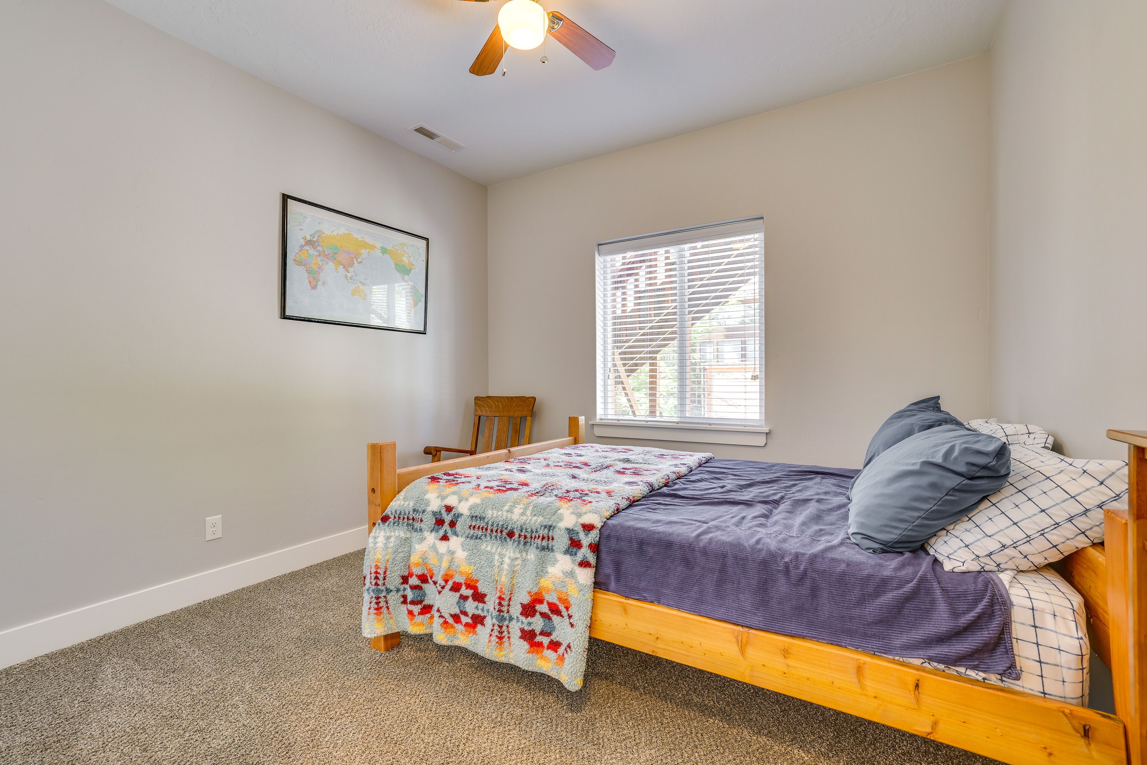 Bedroom 2 | Queen Bed | Ceiling Fans