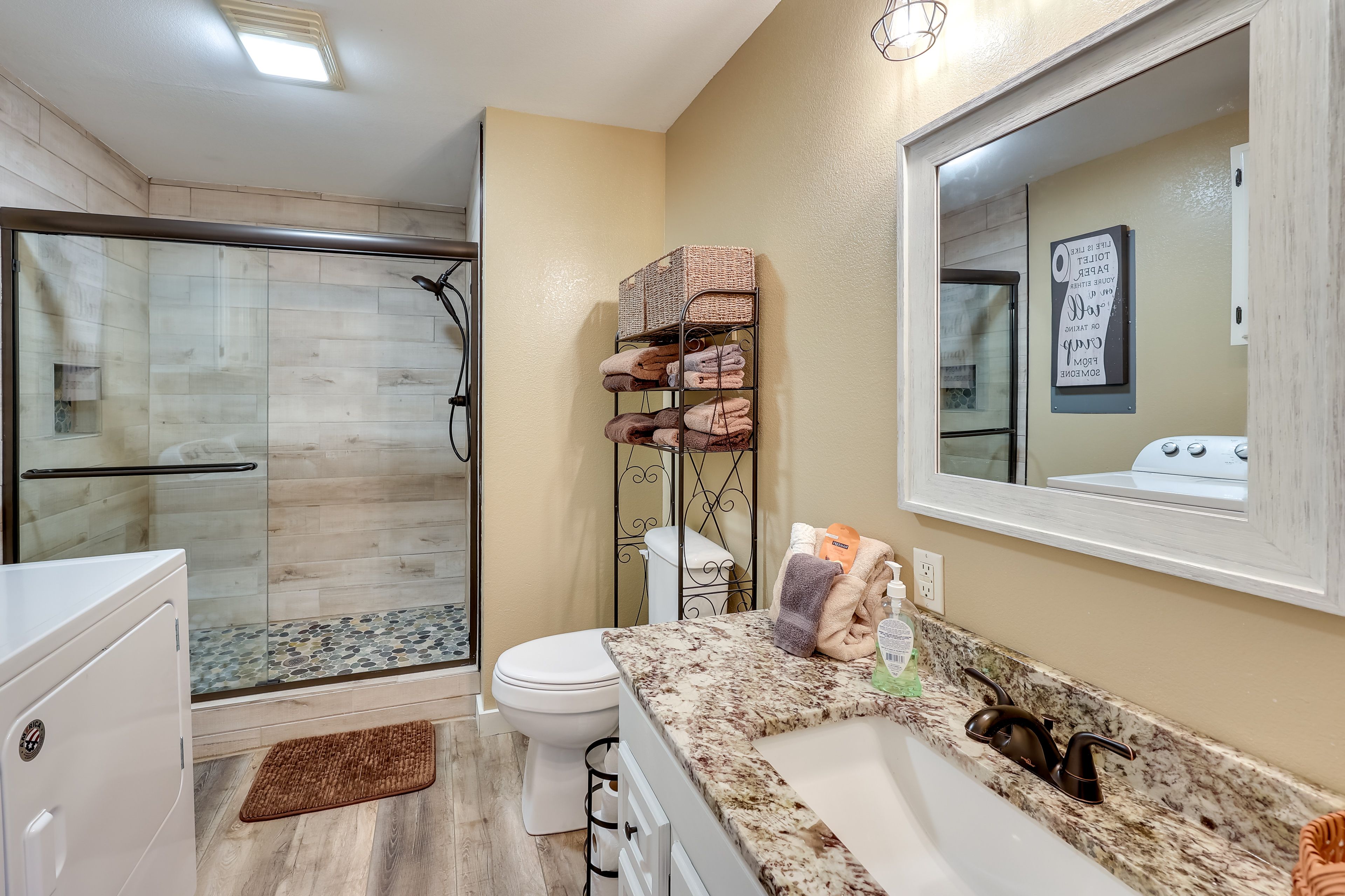 Full Bathroom | 1st Floor | Walk-In Shower | Towels Provided | Washer/Dryer