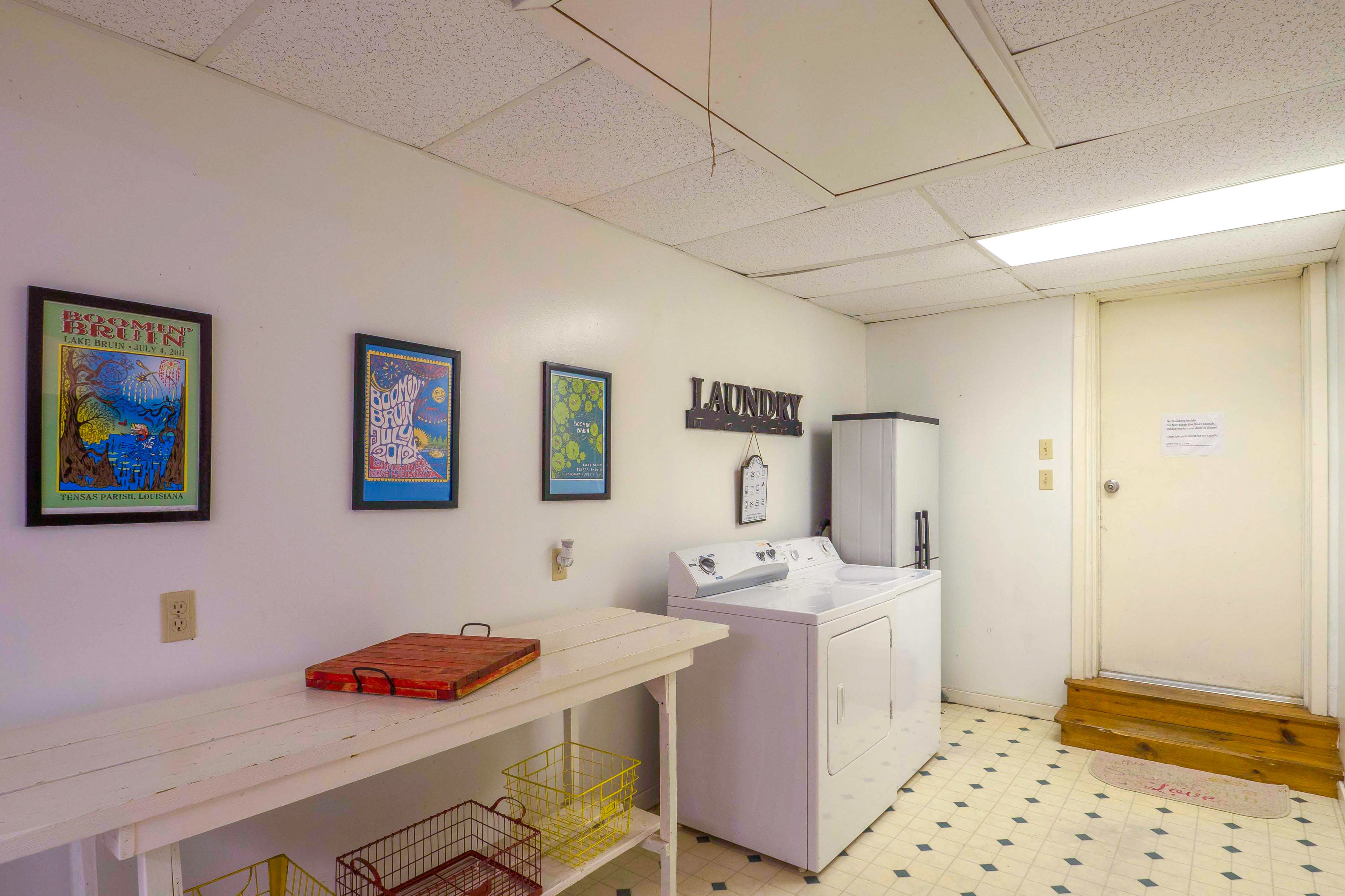 Laundry Area | Washer & Dryer