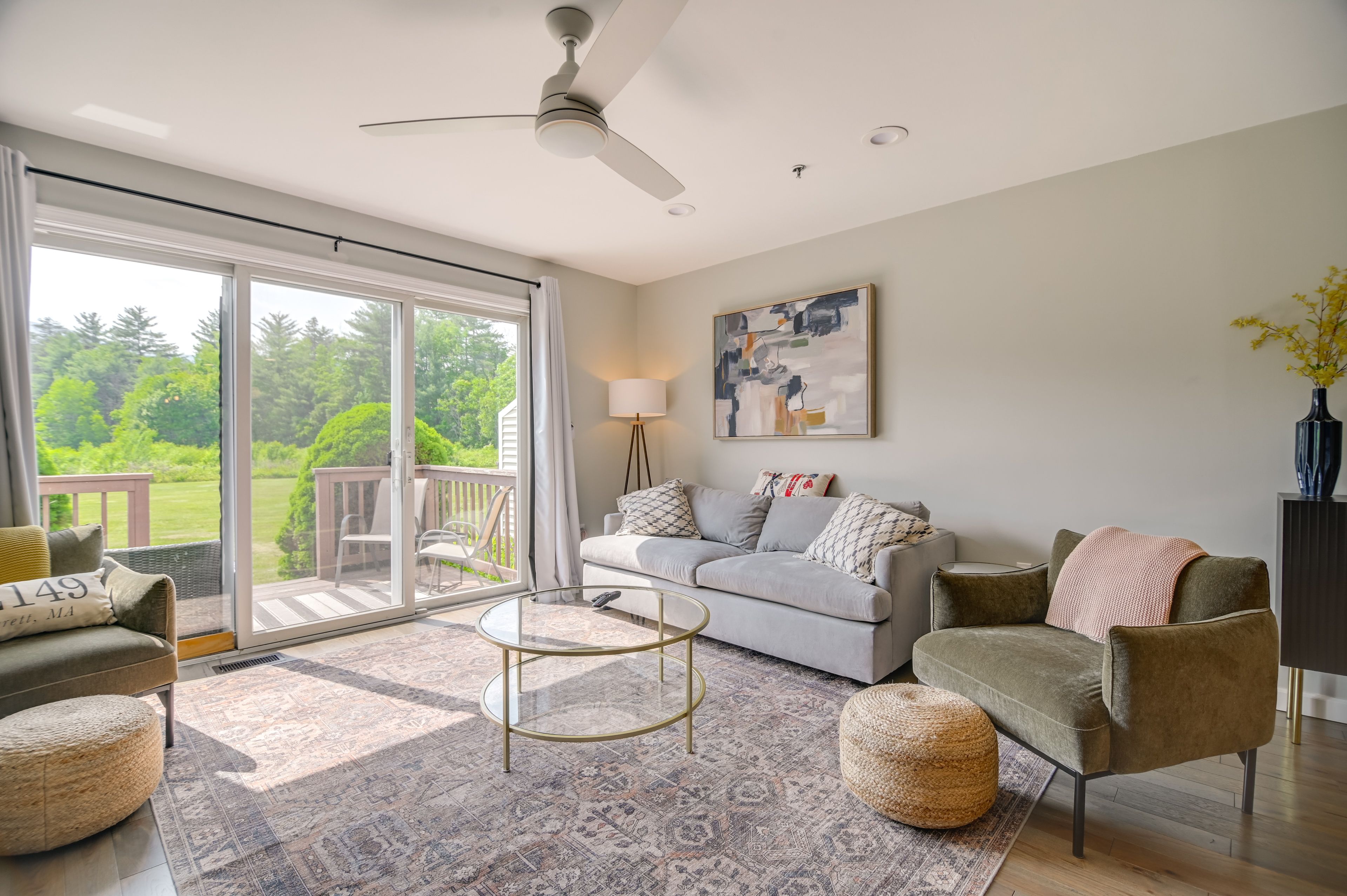 Living Area | Queen Sleeper Sofa | Smart TV | Fireplace Not Available