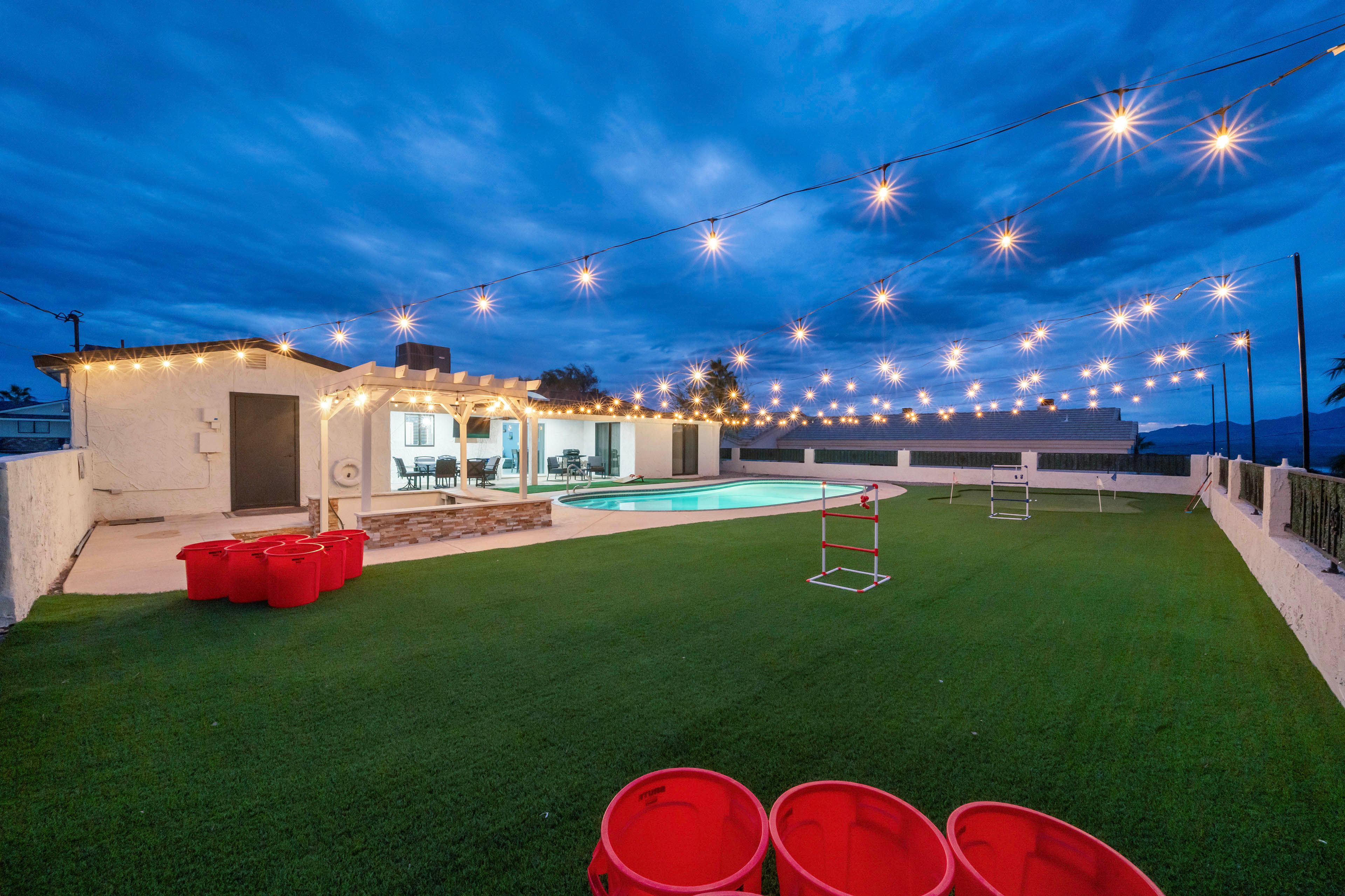 Private Exterior | Yard Games | Private Pool | Putting Games | Covered Patio