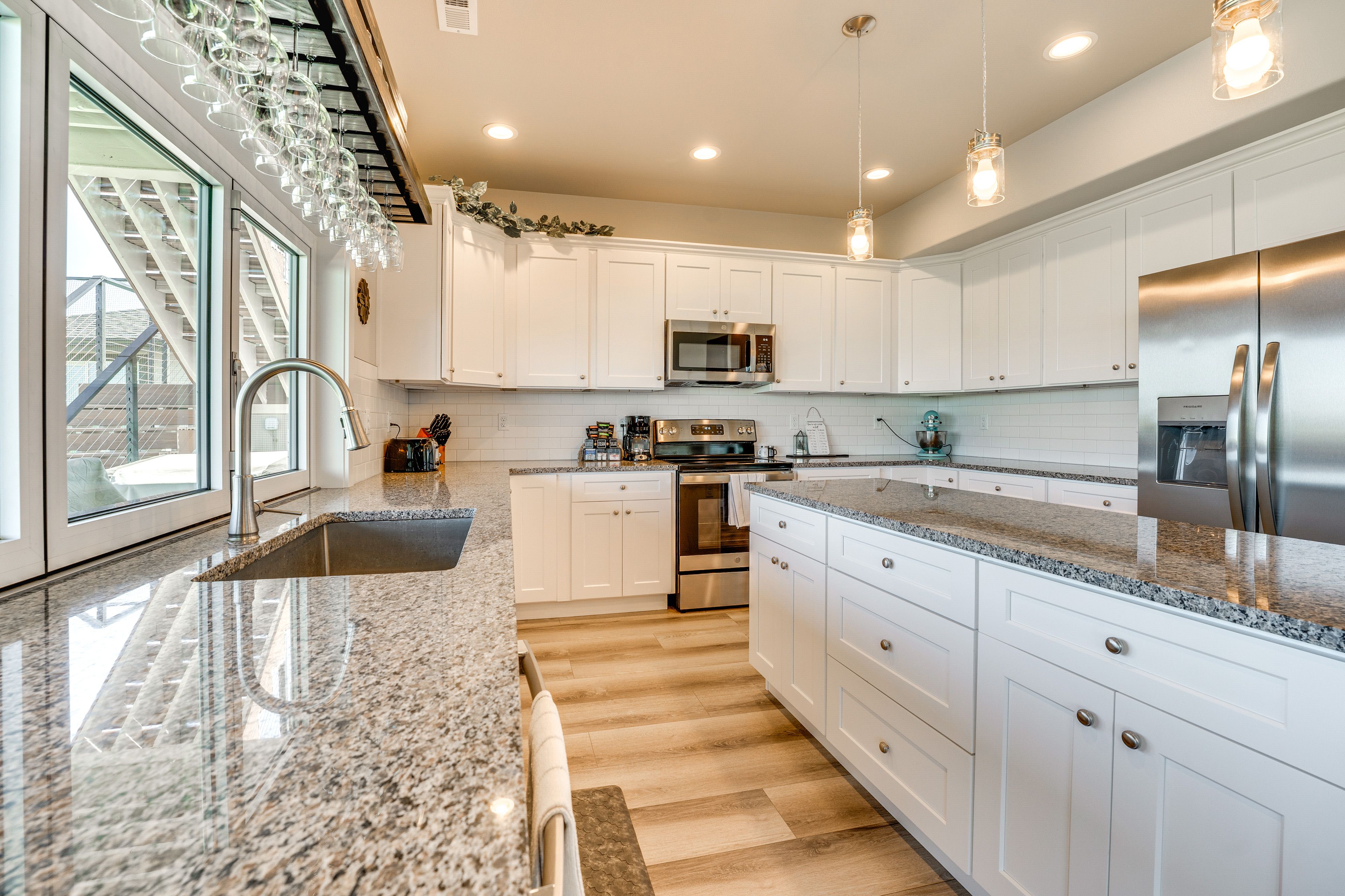 Kitchen | Drip Coffee Maker | Trash Bags & Paper Towels Provided
