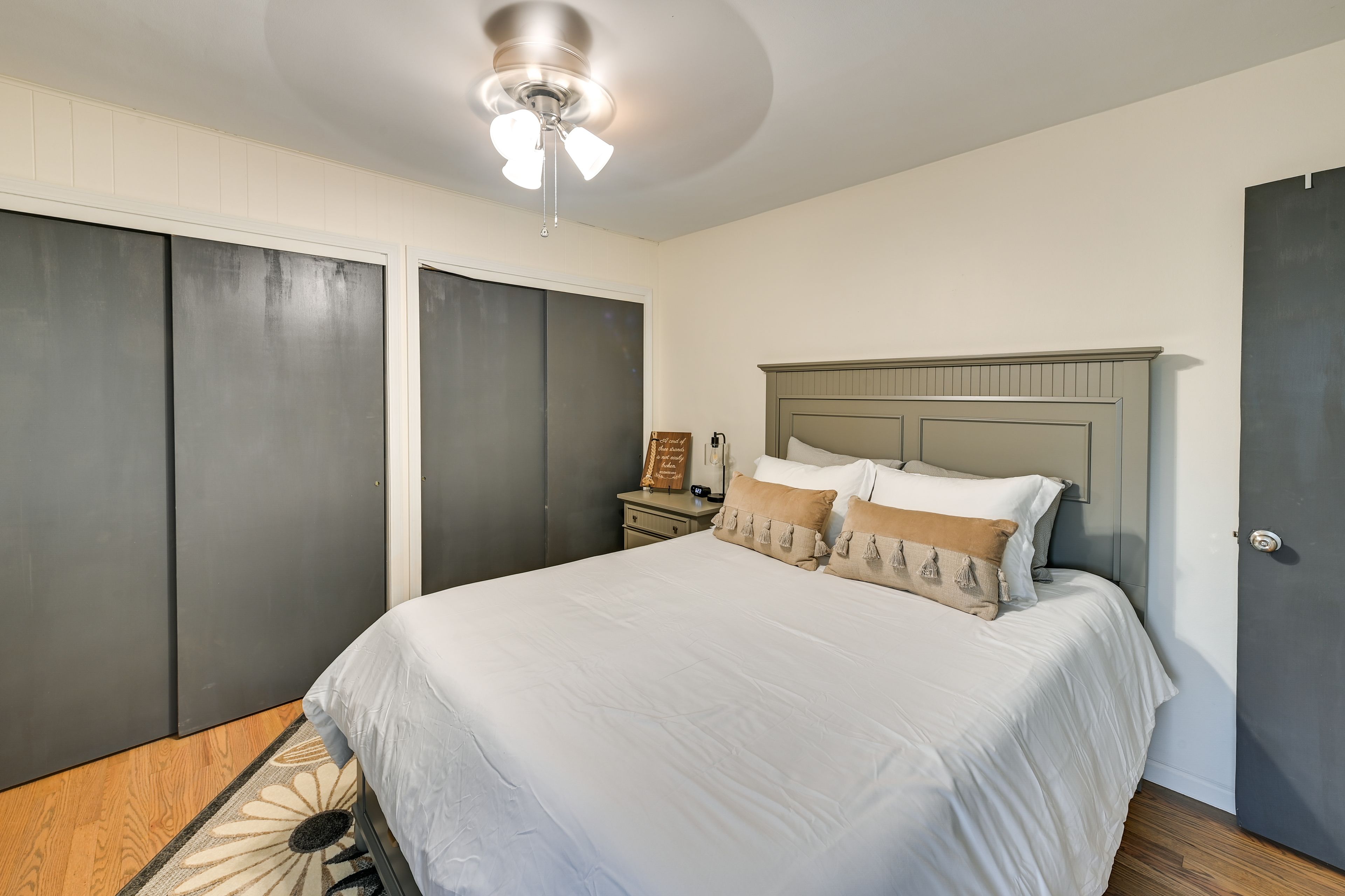 Bedroom 1 | Queen Bed | Linens Provided