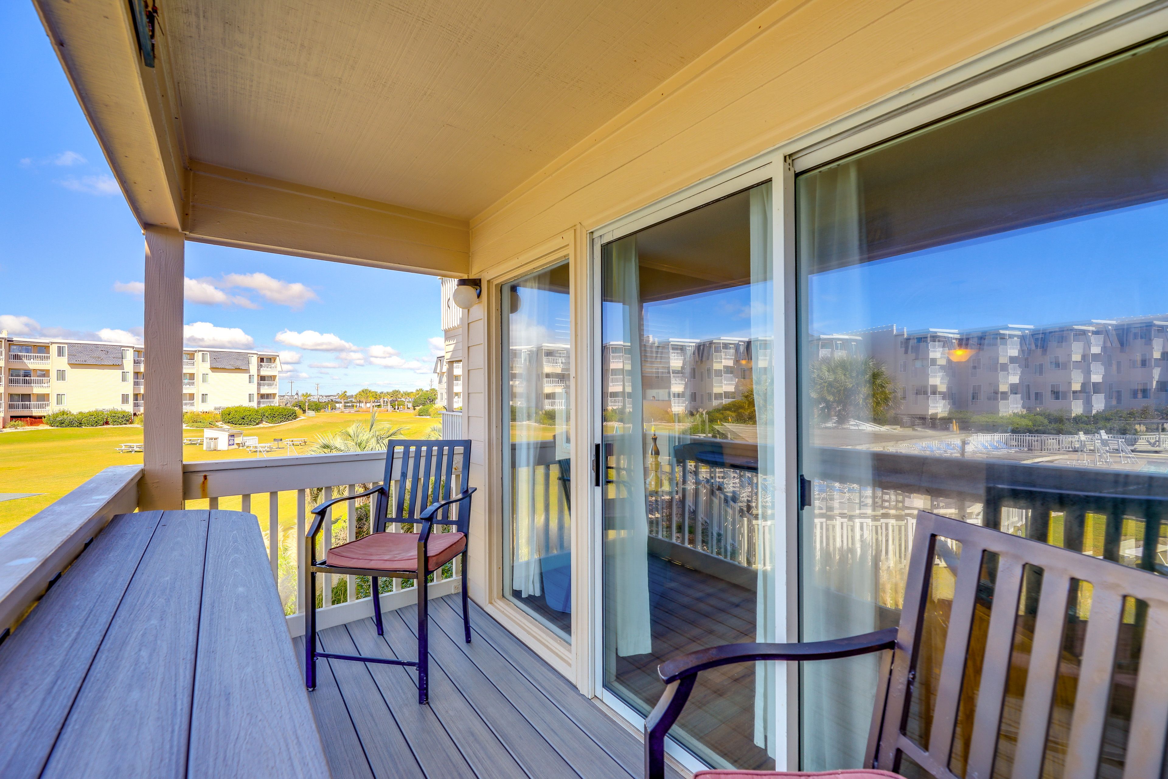 Balcony | Outdoor Seating