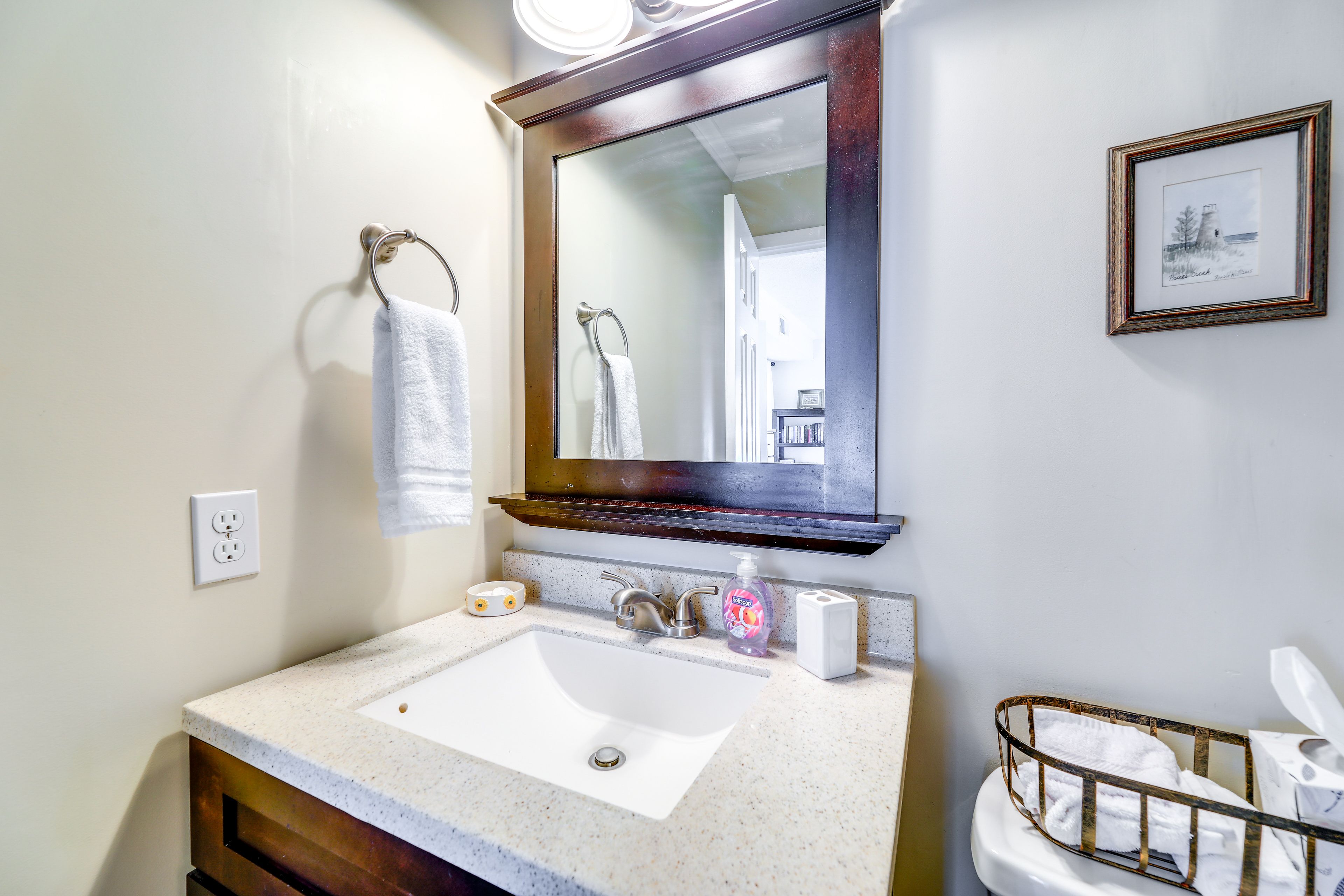 En-Suite Bathroom | Towels Provided