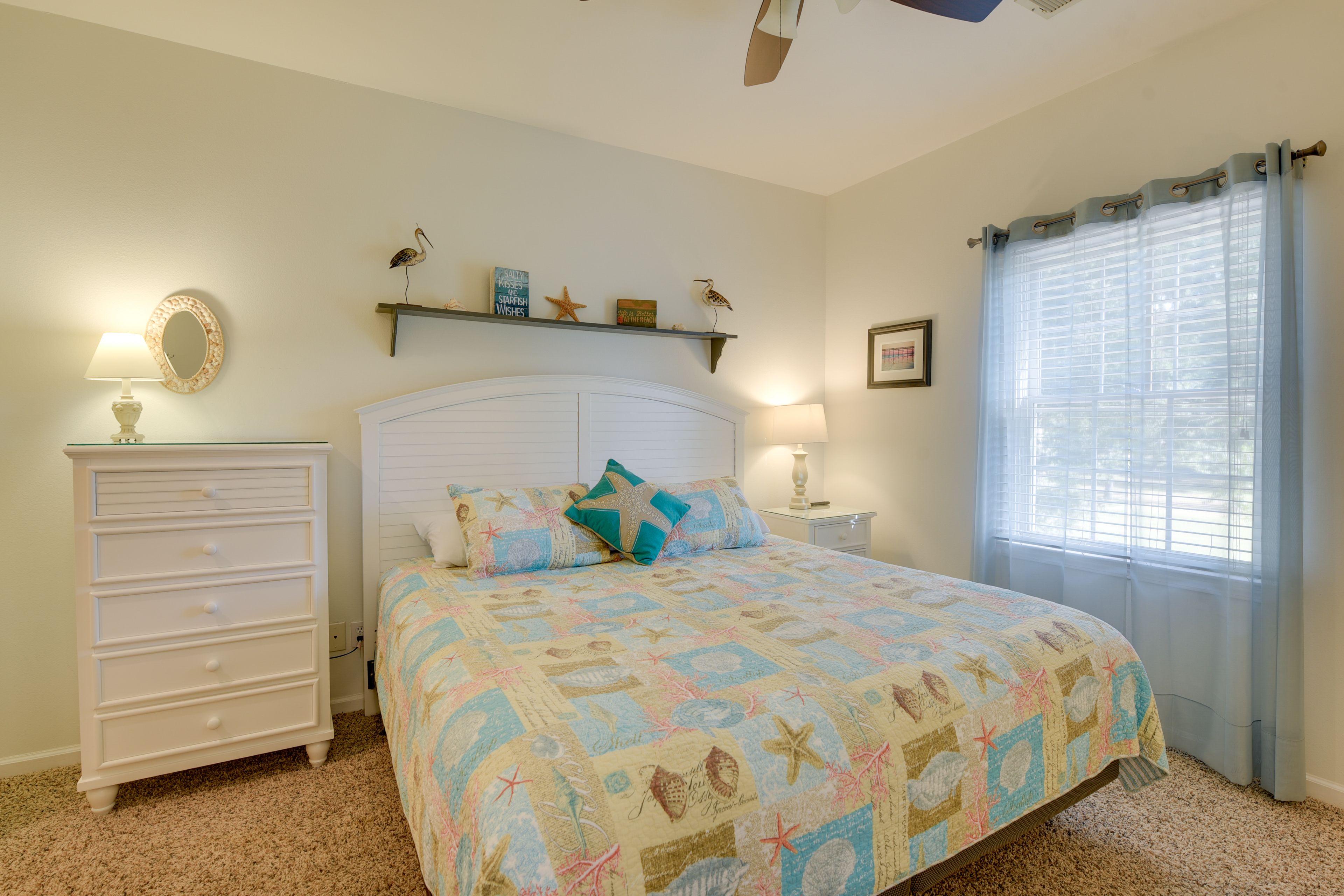 Bedroom 1 | King Bed