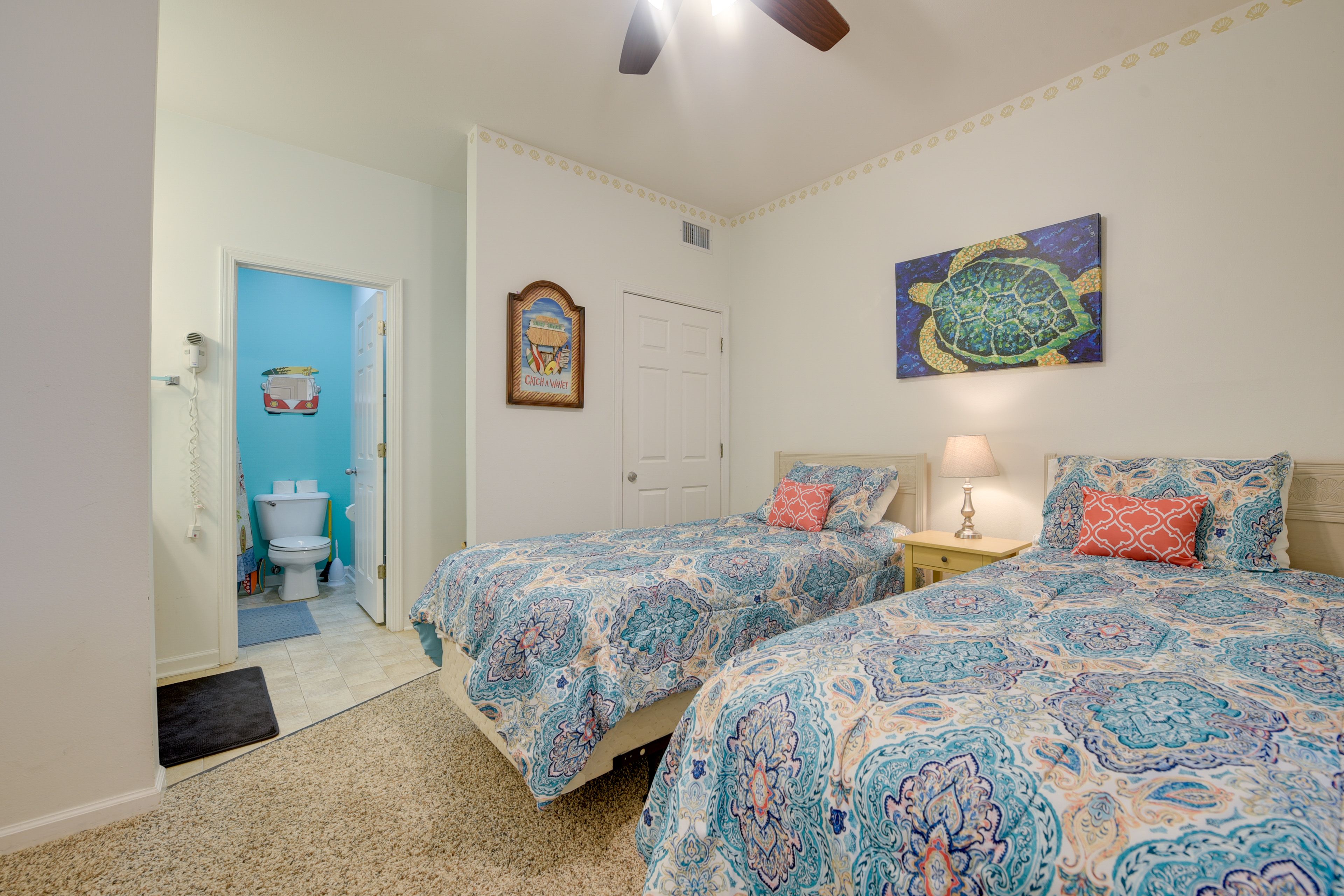 Bedroom 2 | 2 Twin Beds | Linens Provided
