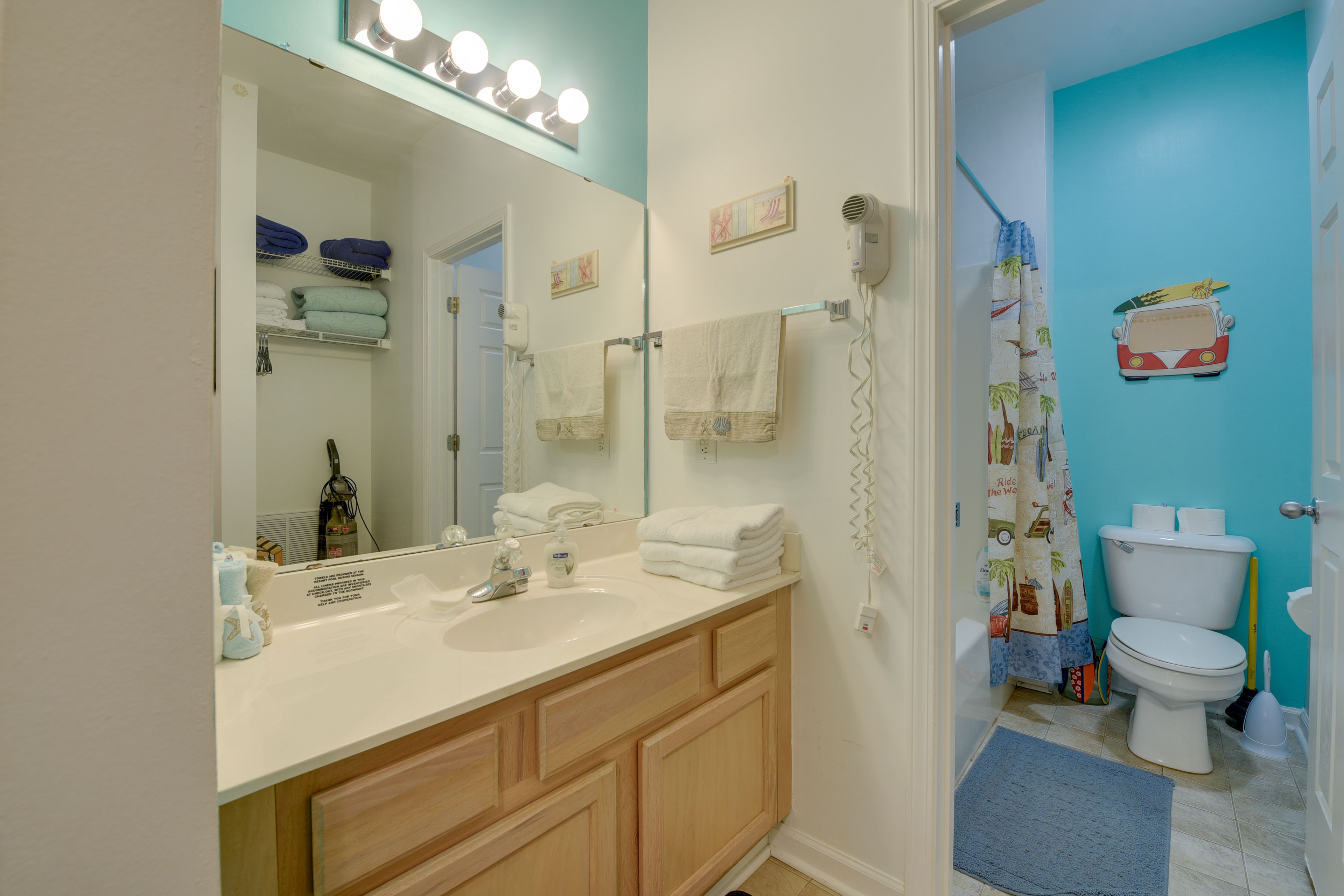 Full Bath | Complimentary Toiletries