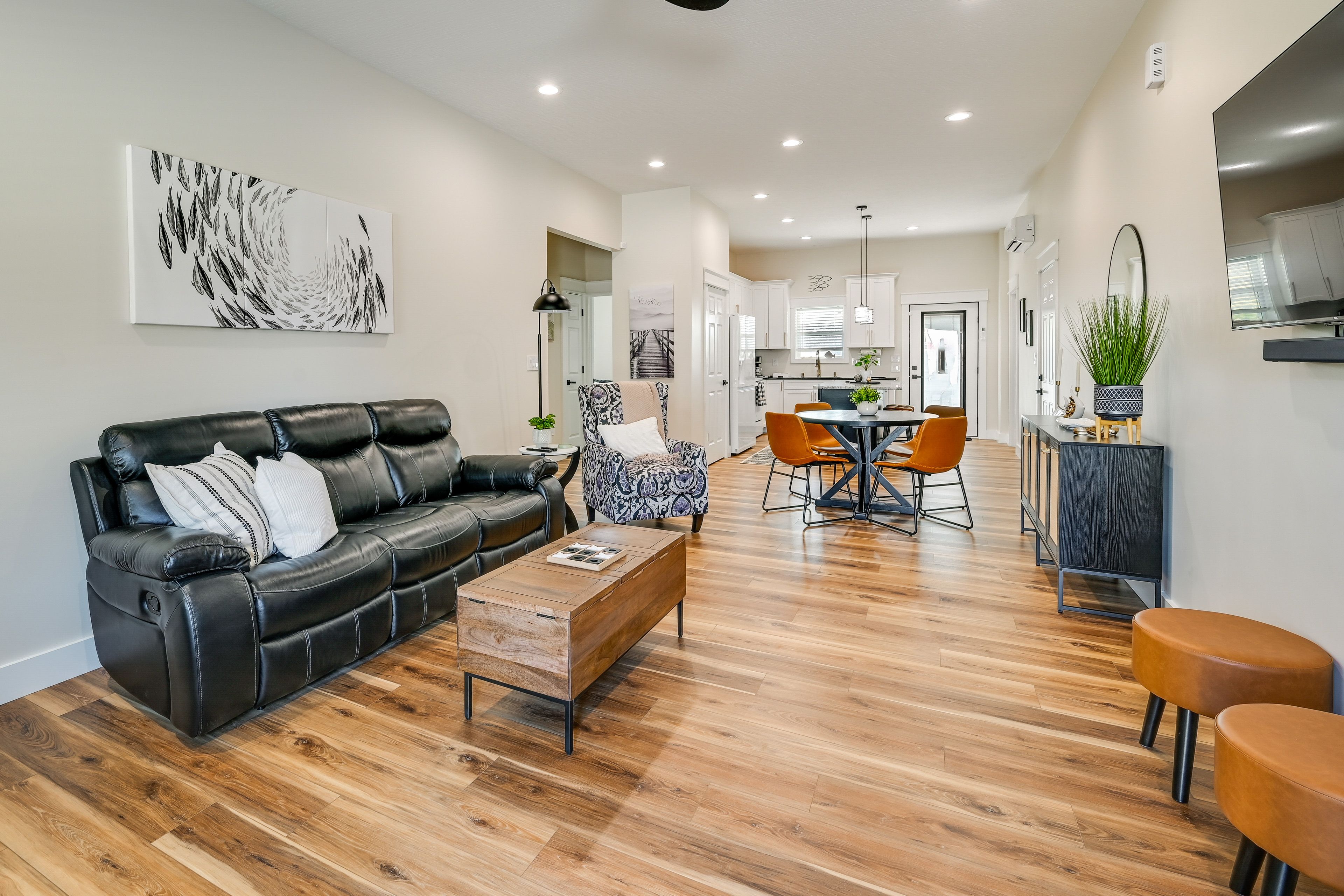 Campbellsville Vacation Rental | 2BR | 1.5BA | 1,000 Sq Ft | Step-Free Access