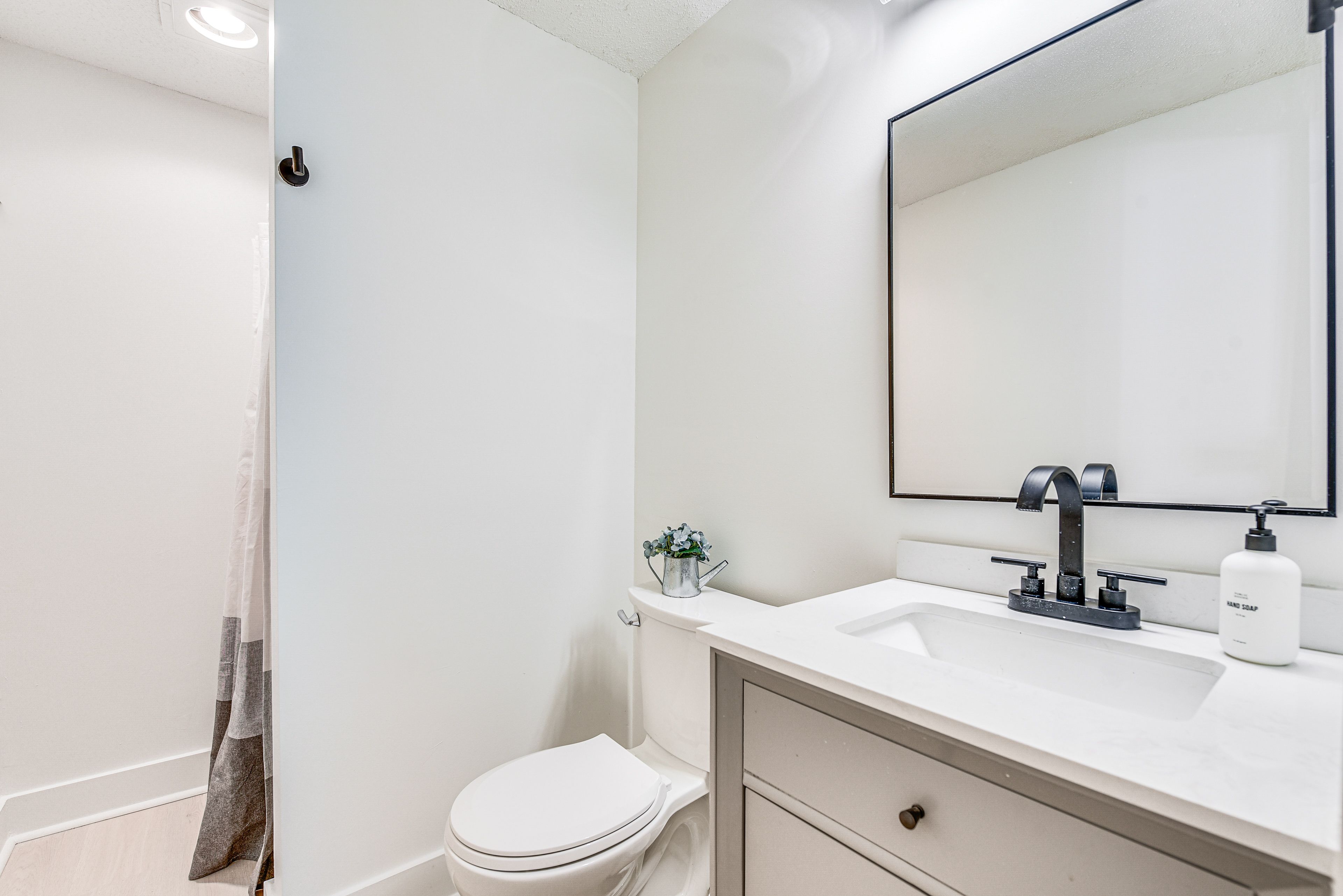 Full Bathroom | Lower Level