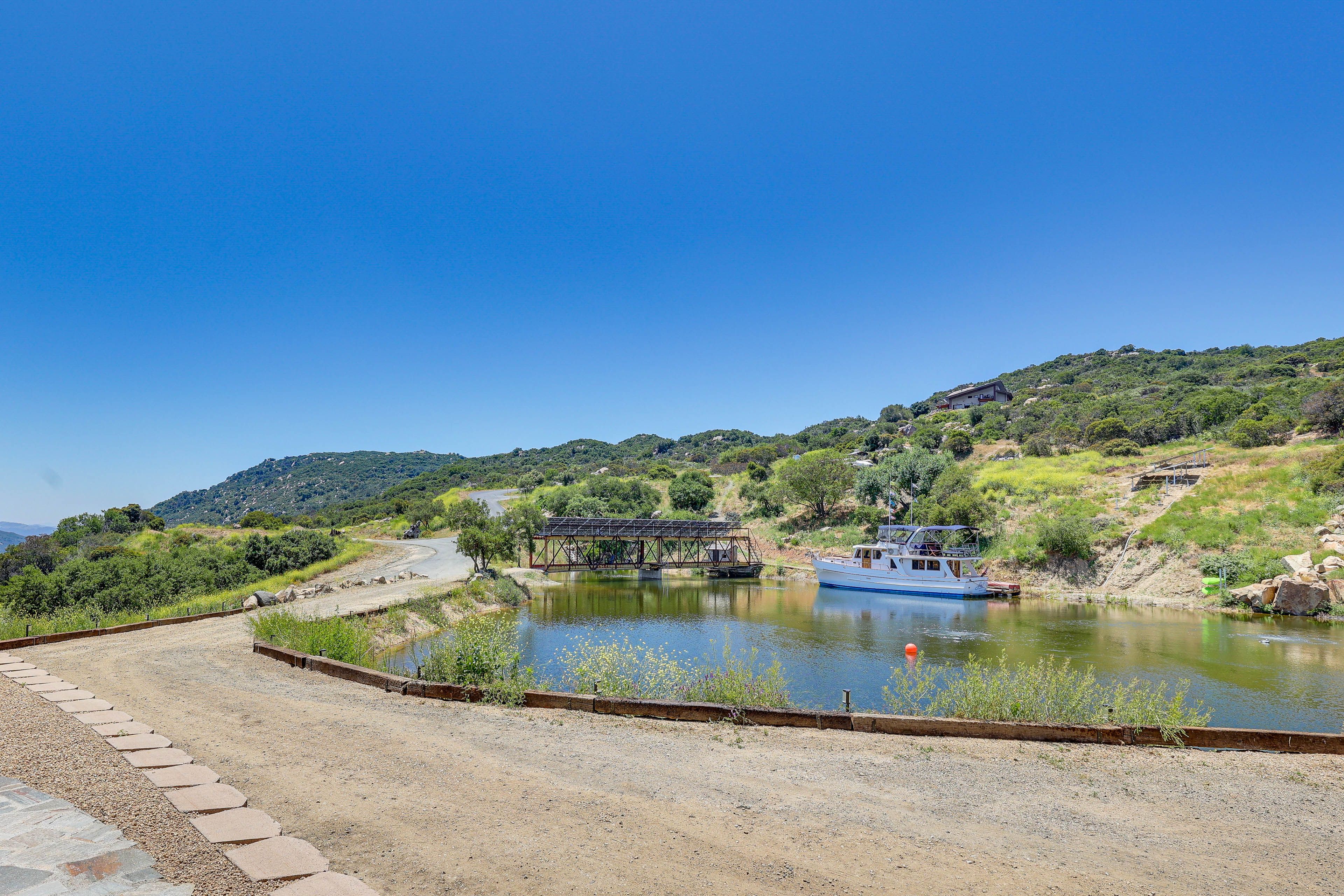 Shared Pond Access