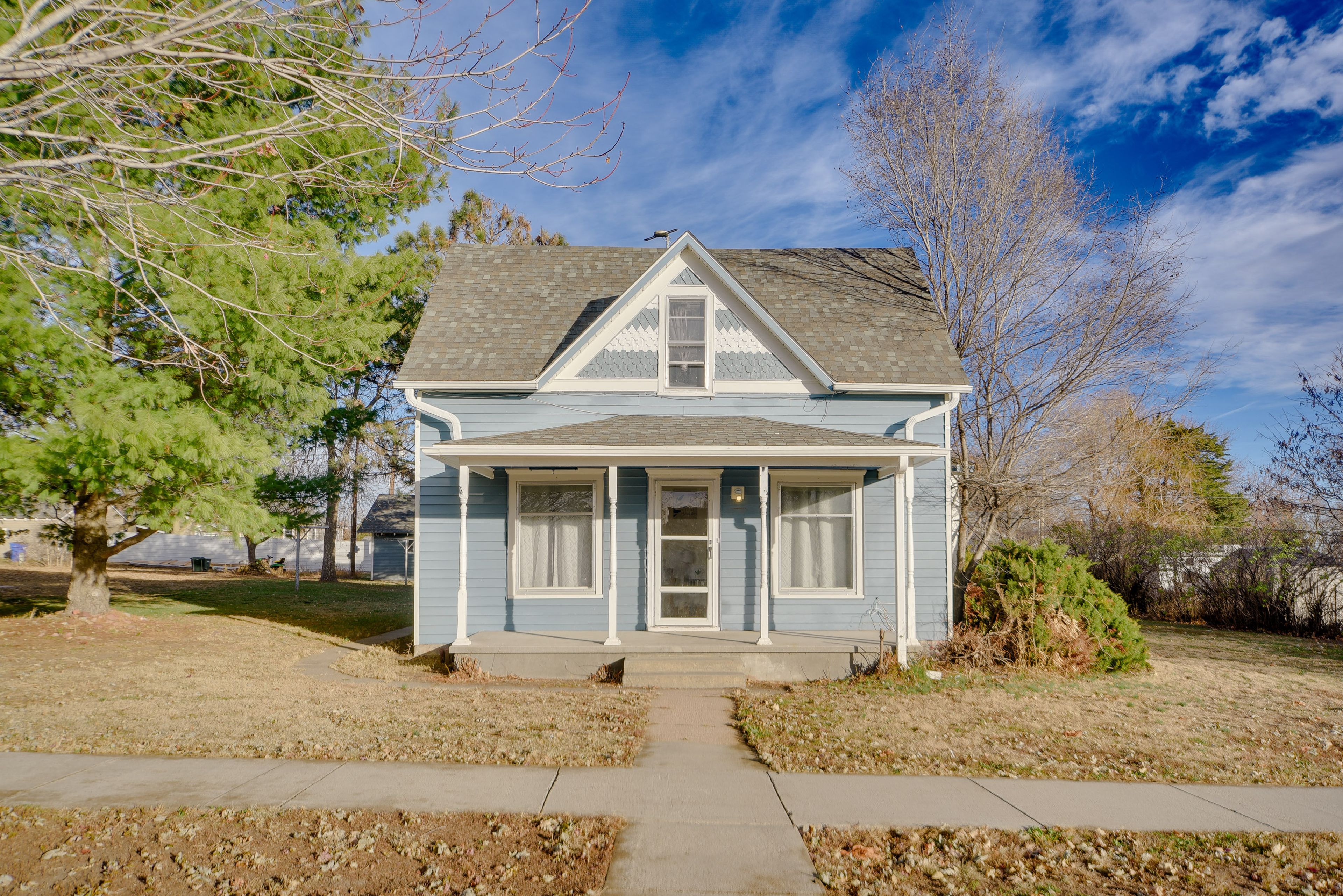 Farnam Vacation Rental | 4BR | 1BA | 4 Steps Required | 1,394 Sq Ft