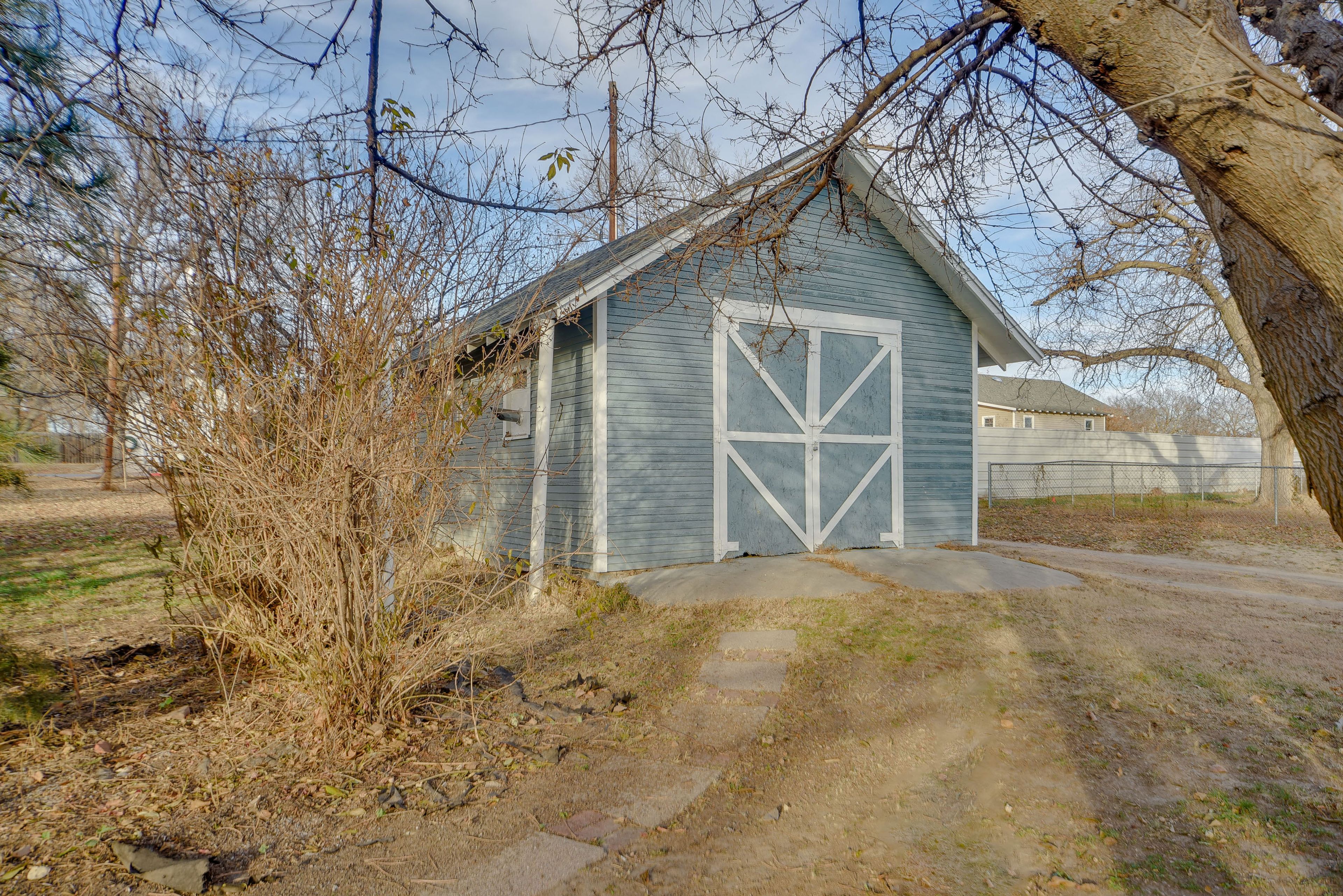 Shed